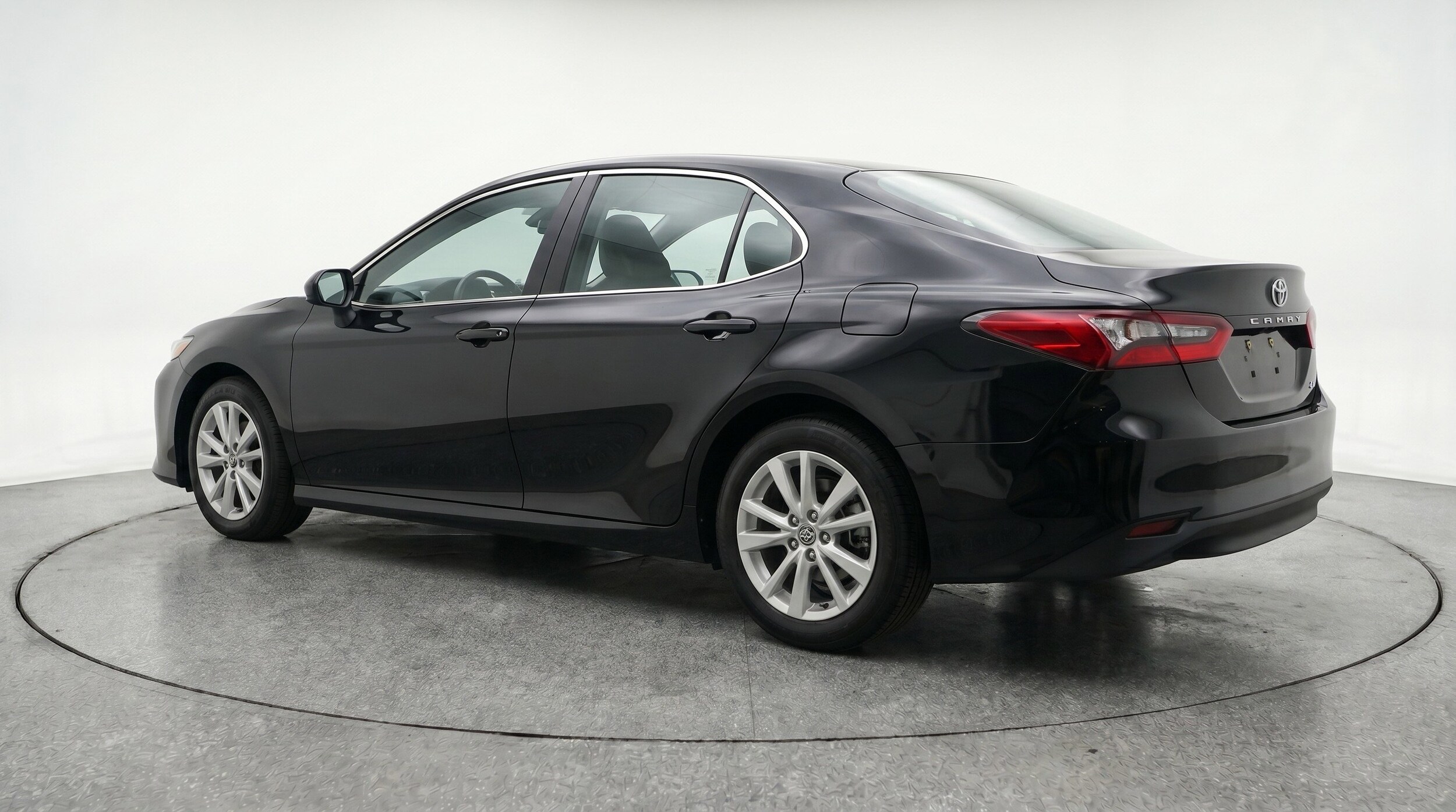 Thumbnail: 2025 Toyota Camry - 6