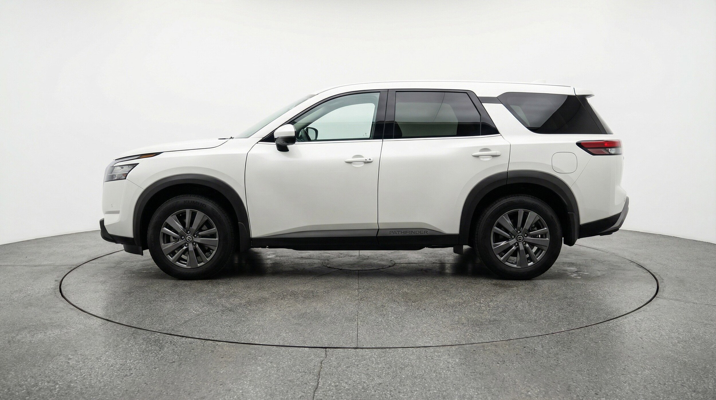 Thumbnail: 2025 Nissan Pathfinder - 5