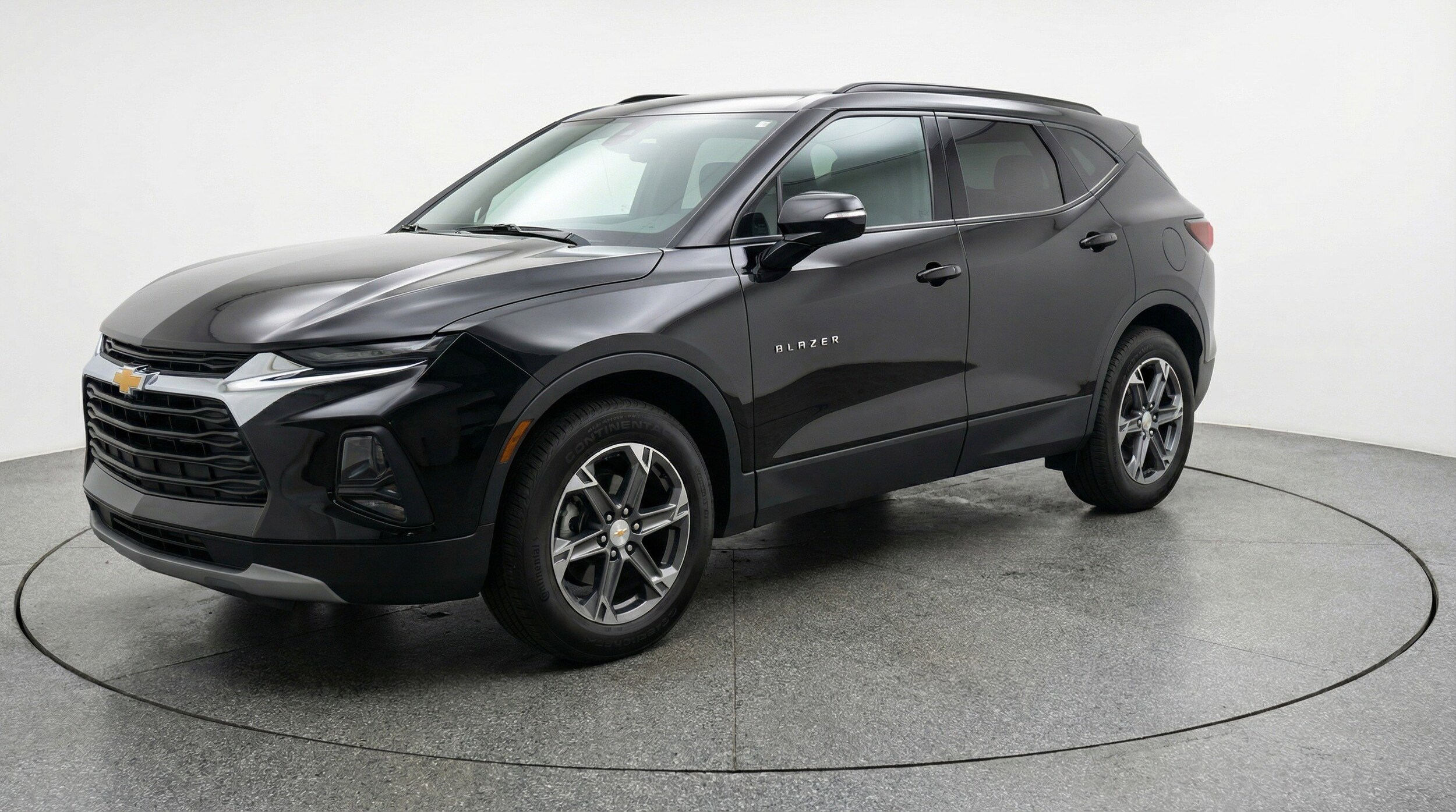 Thumbnail: 2025 Chevrolet Blazer - 3