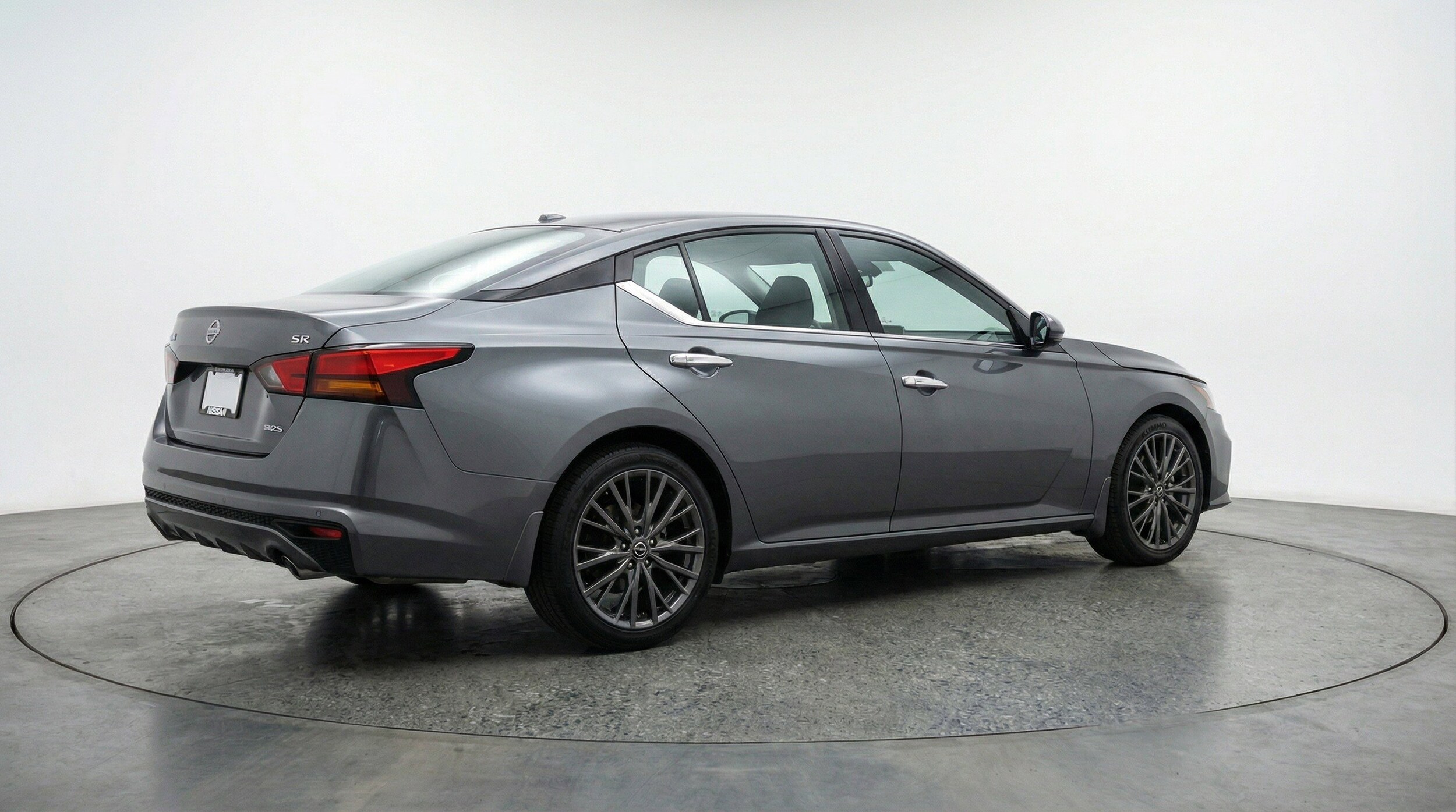 Thumbnail: 2025 Nissan Altima - 9