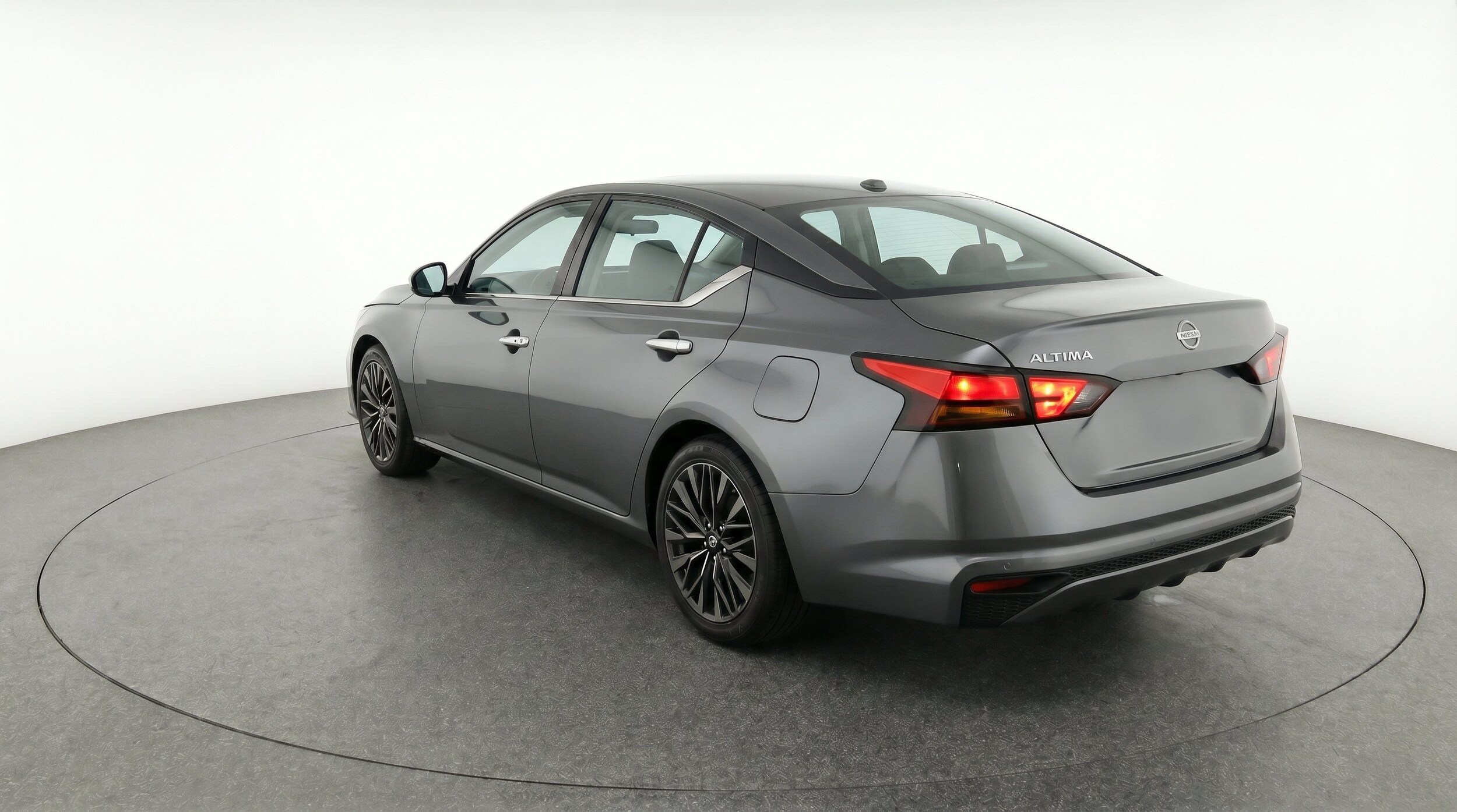 Thumbnail: 2025 Nissan Altima - 6