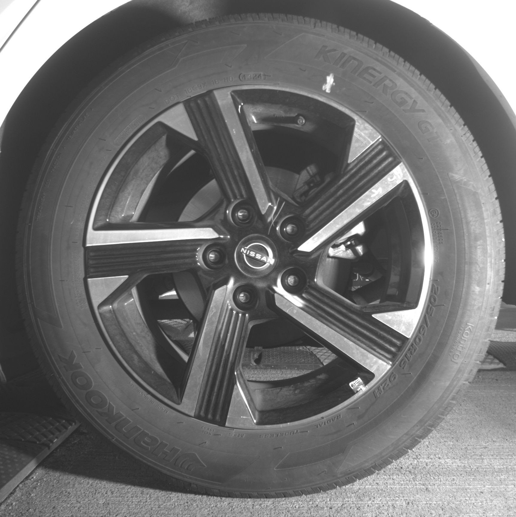 Thumbnail: 2025 Nissan Sentra - 14