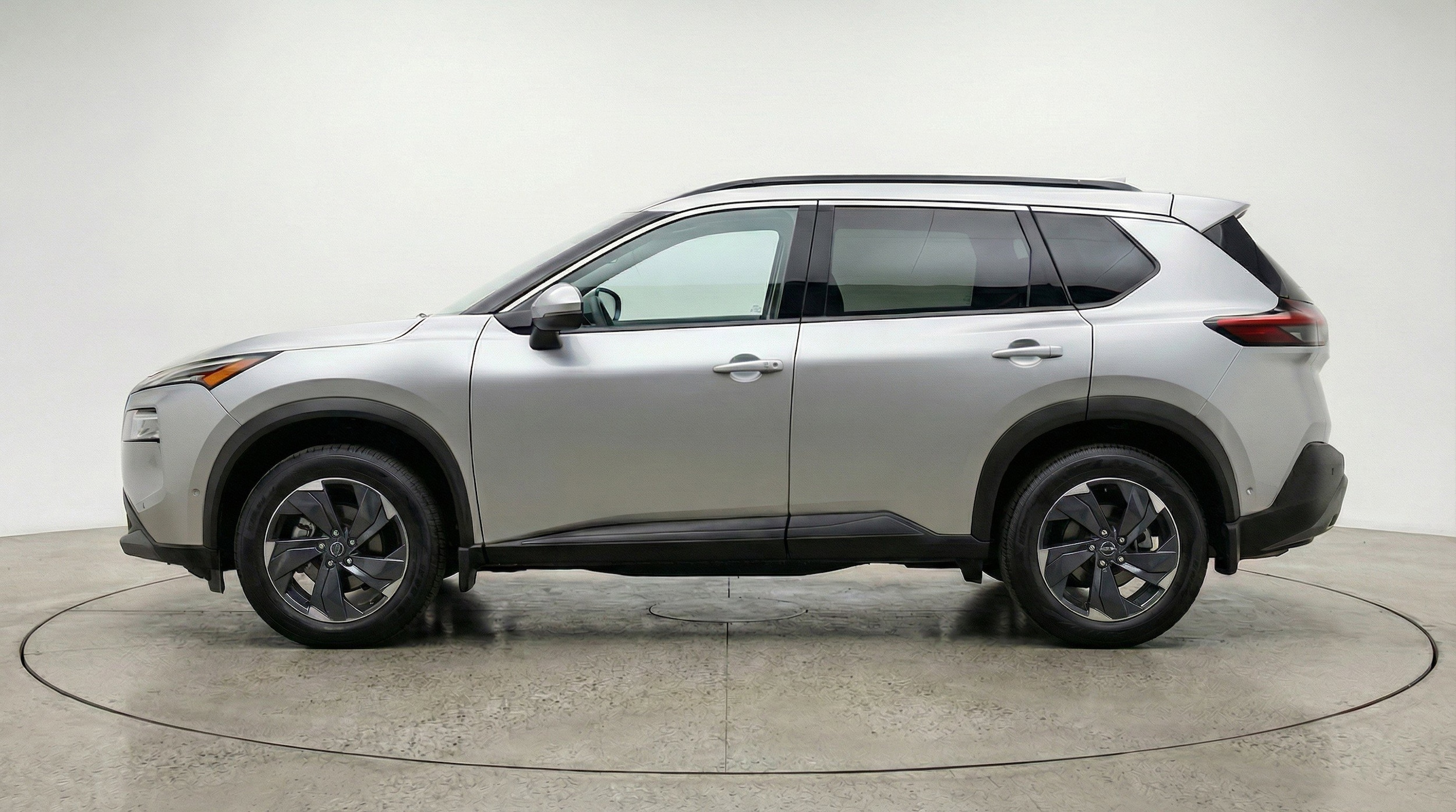 Thumbnail: 2025 Nissan Rogue - 5