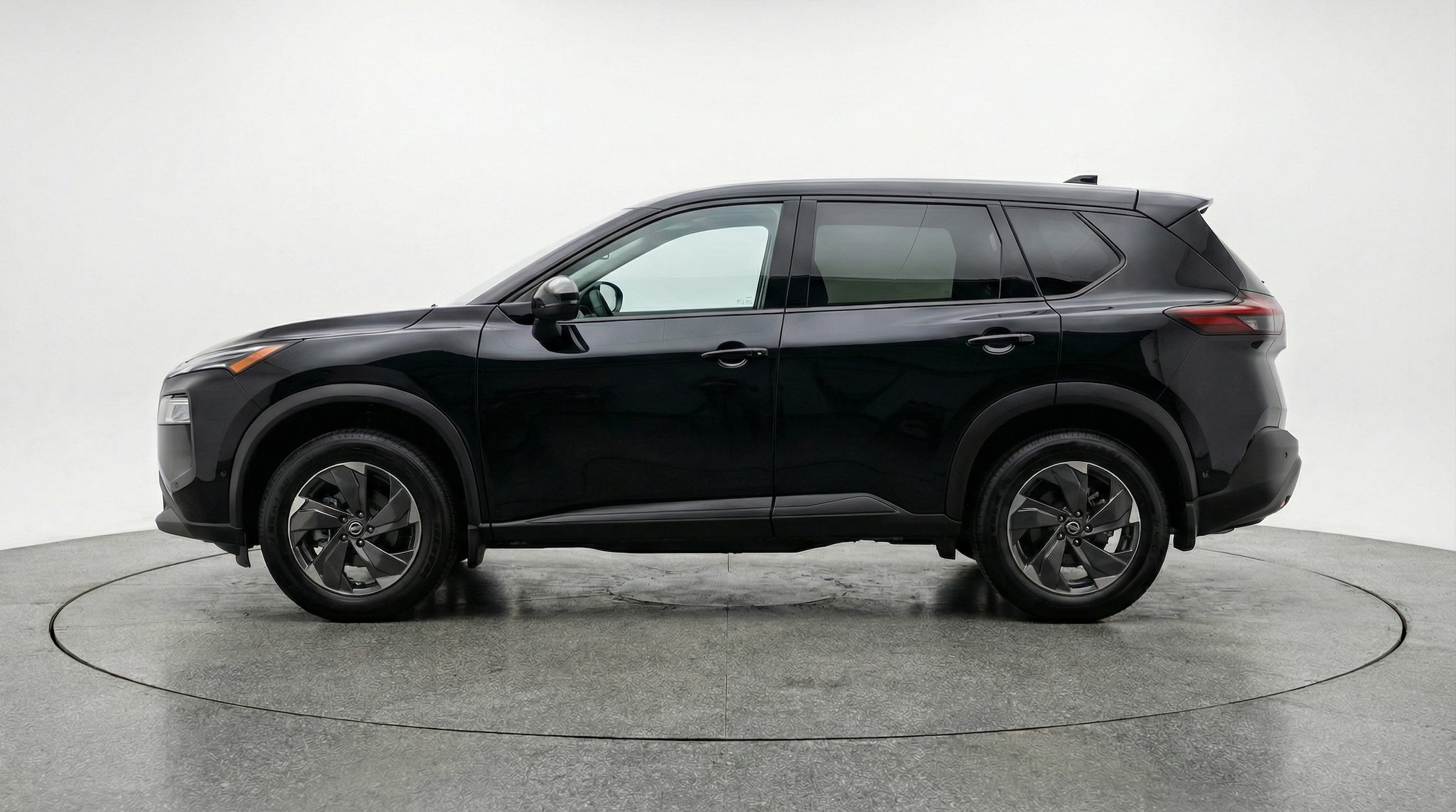 Thumbnail: 2025 Nissan Rogue - 4