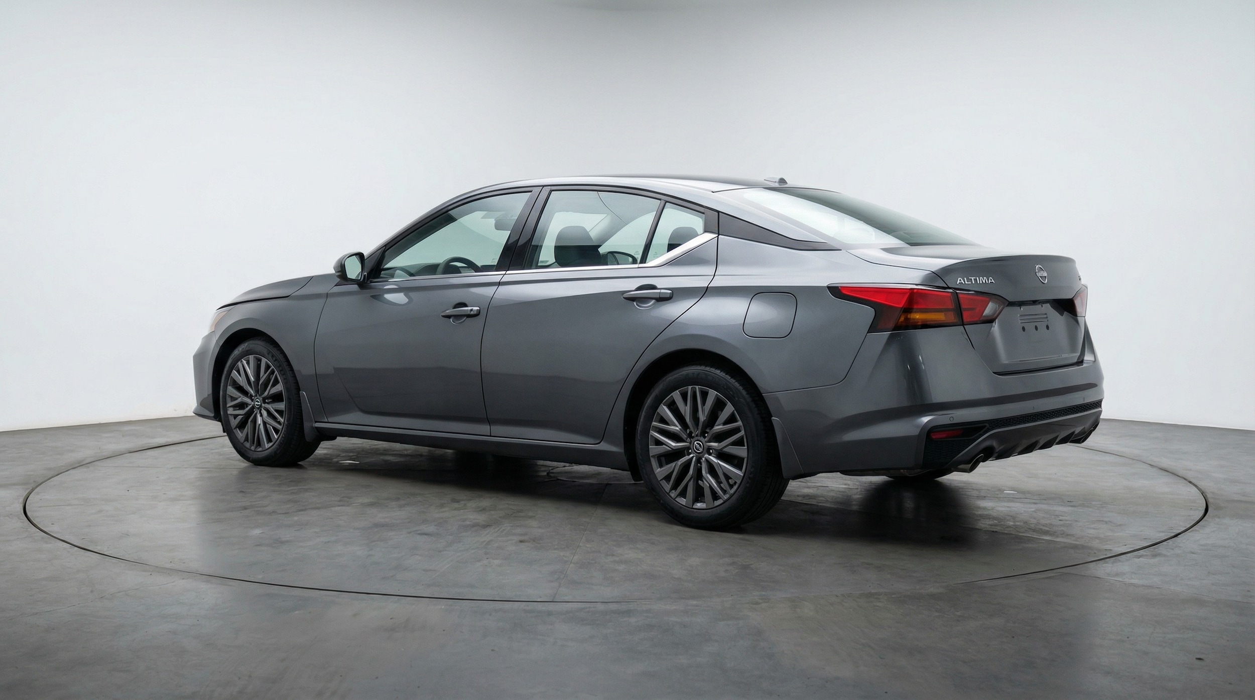 Thumbnail: 2025 Nissan Altima - 5