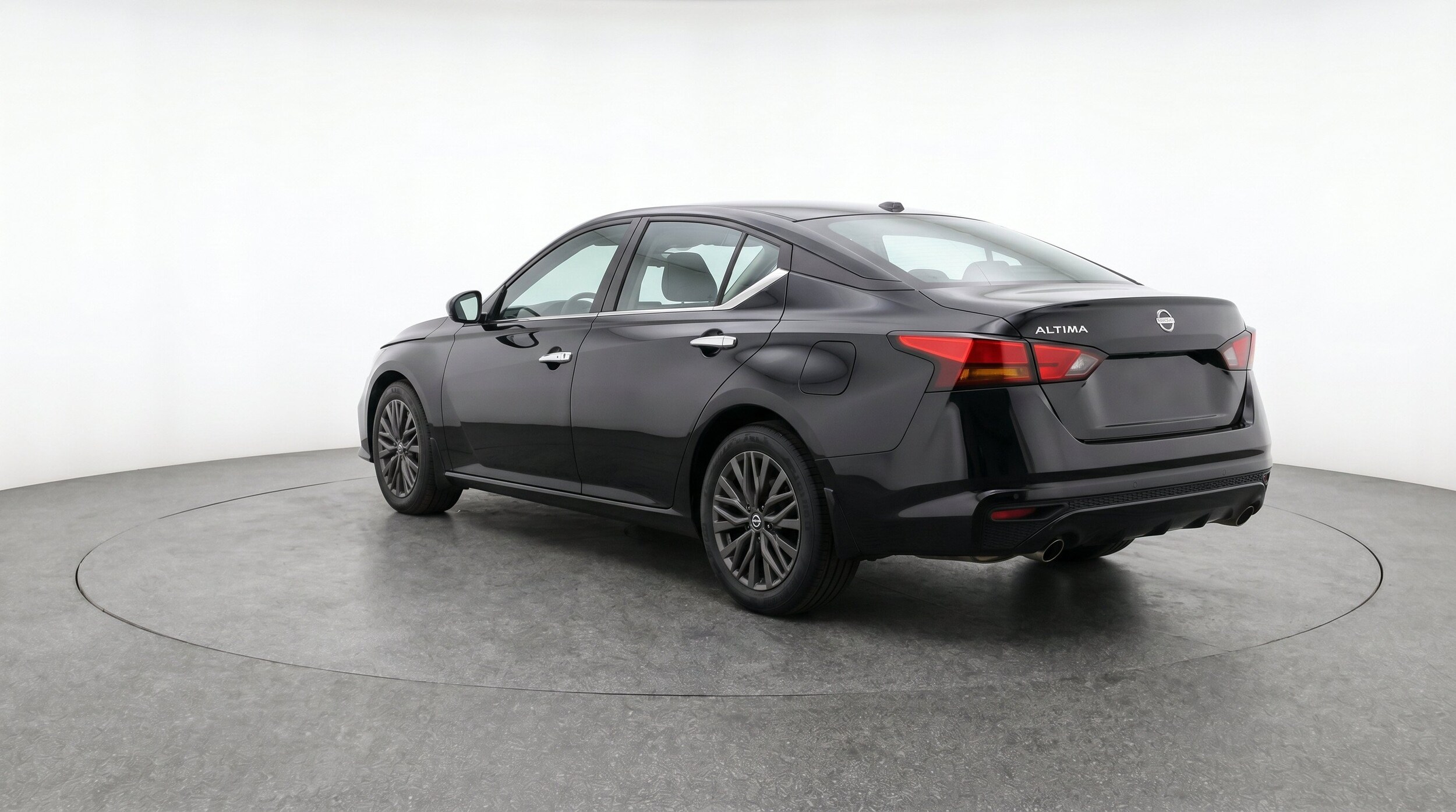 Thumbnail: 2025 Nissan Altima - 6