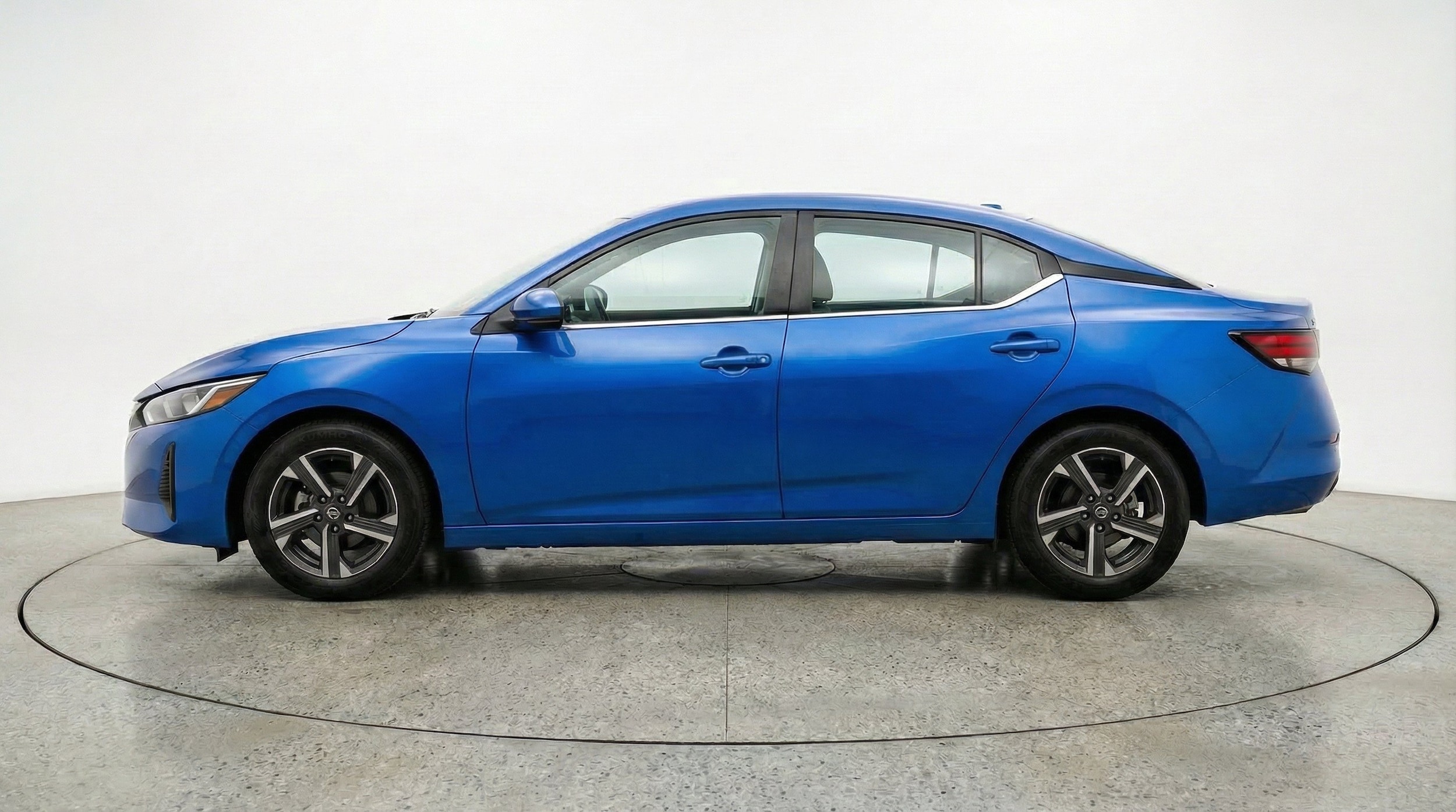 Thumbnail: 2025 Nissan Sentra - 5