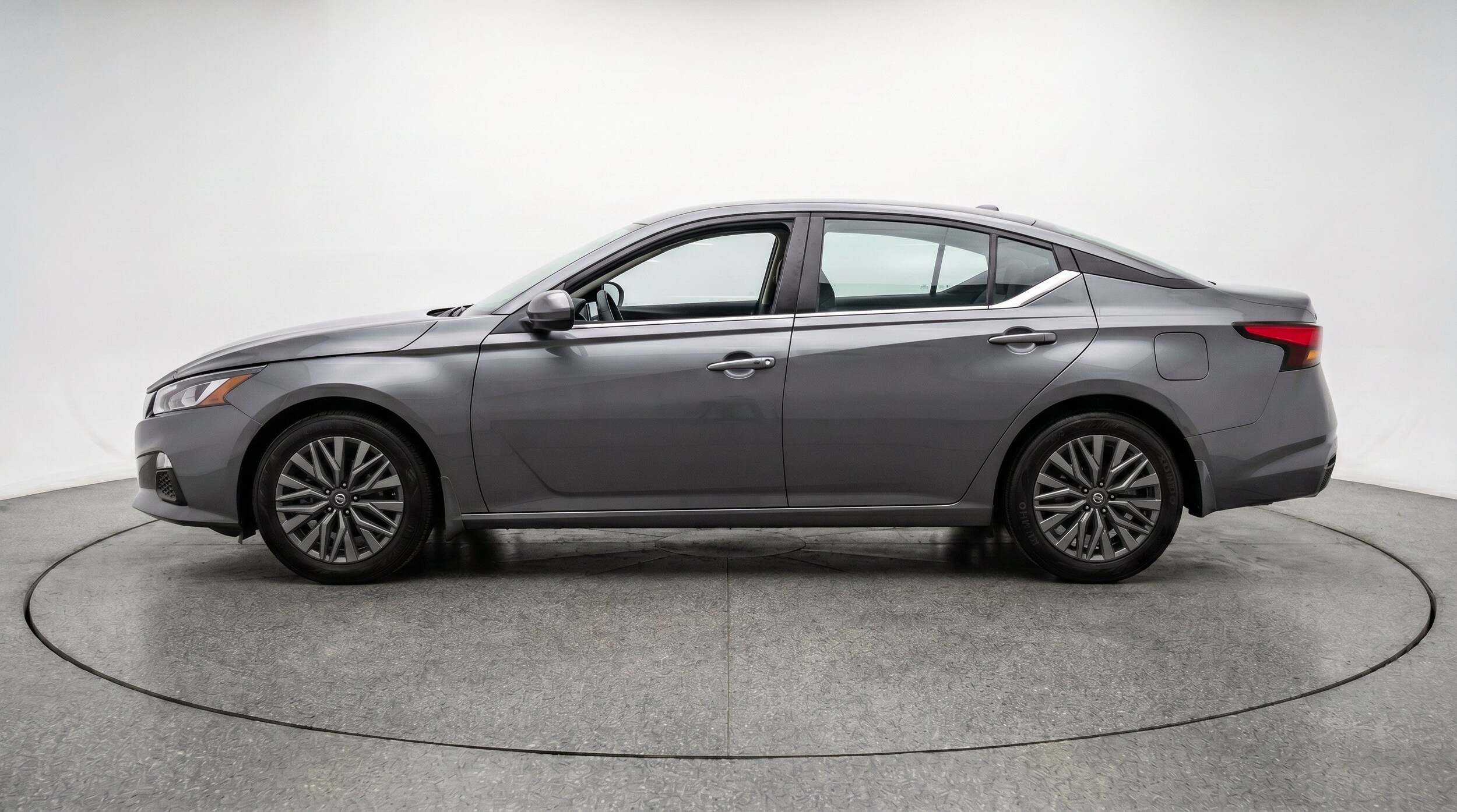 Thumbnail: 2026 Nissan Altima - 5