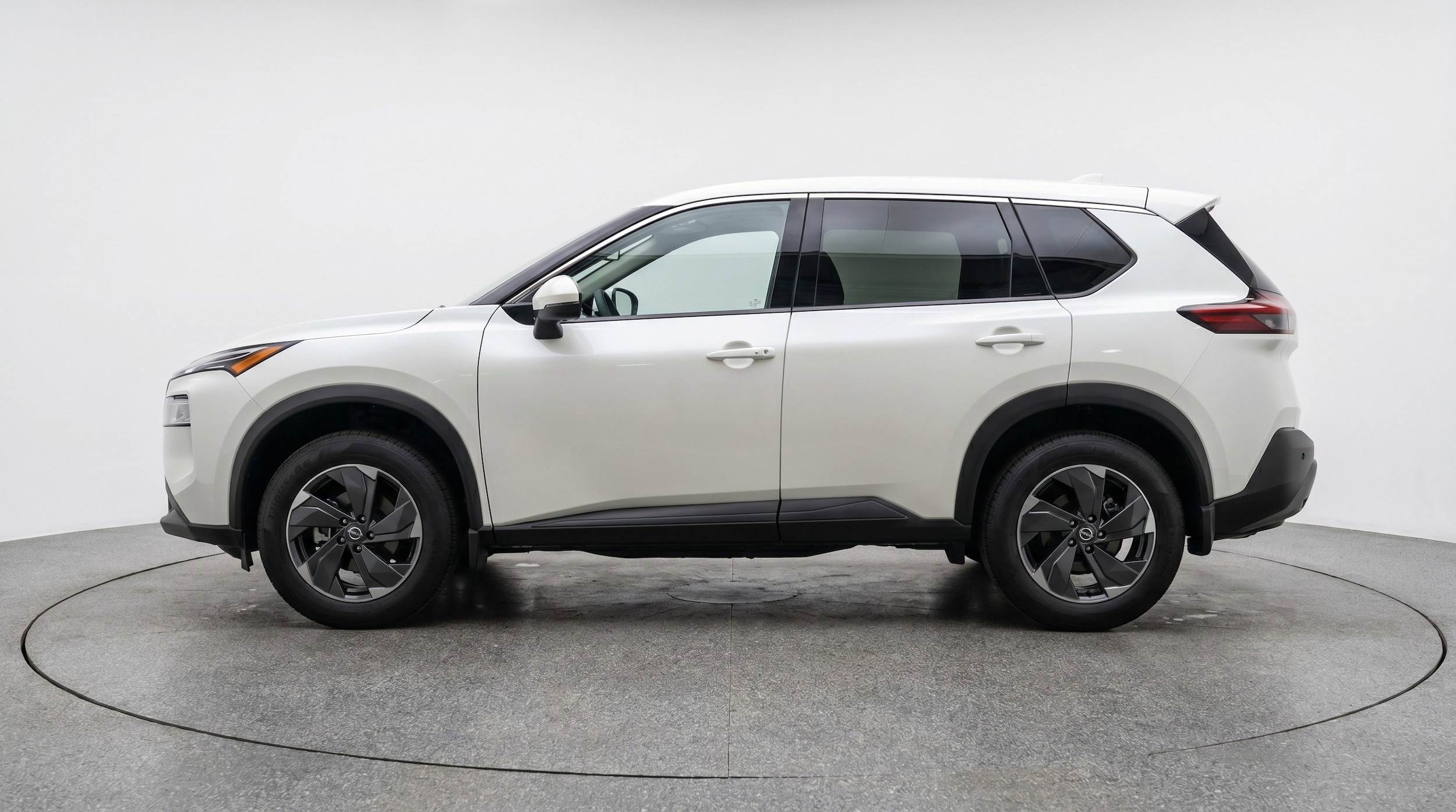 Thumbnail: 2025 Nissan Rogue - 5