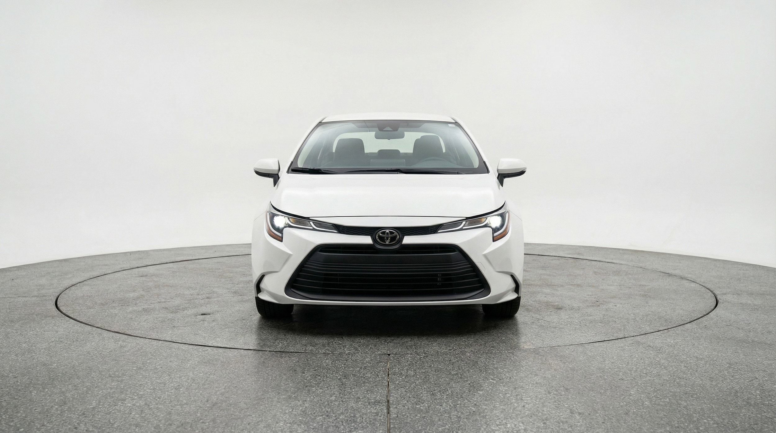 Thumbnail: 2025 Toyota Corolla - 2