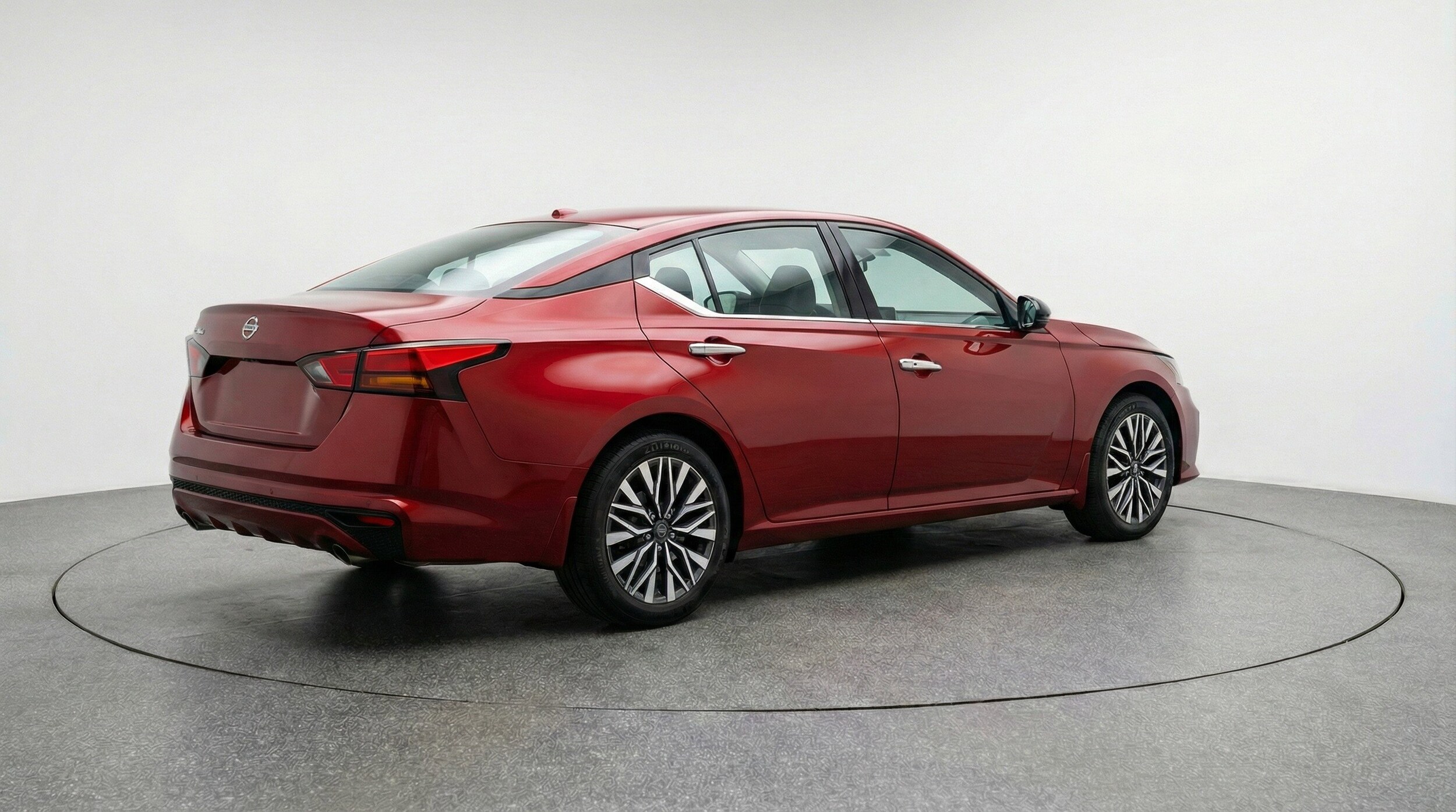 Thumbnail: 2025 Nissan Altima - 9