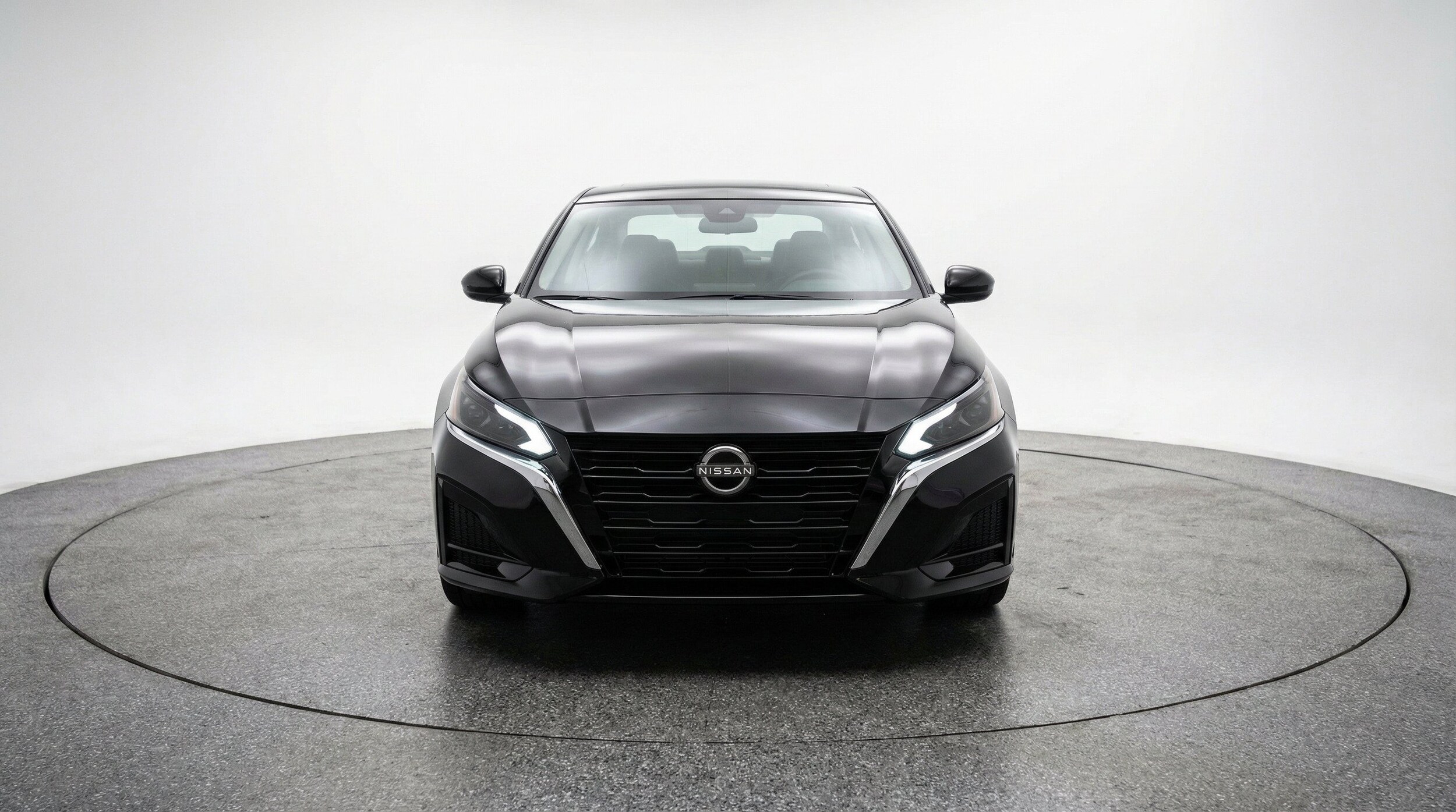 Thumbnail: 2025 Nissan Altima - 2