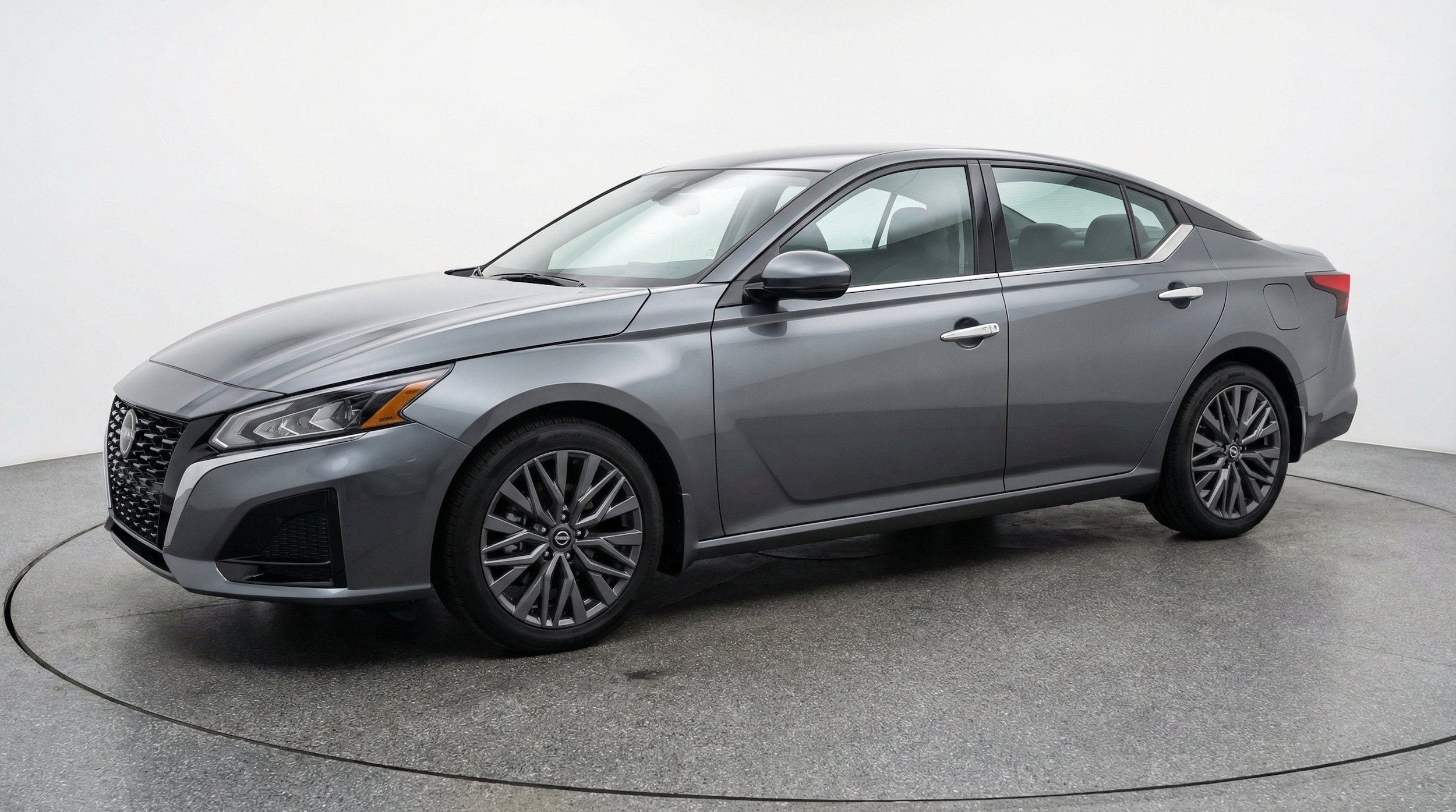 Thumbnail: 2025 Nissan Altima - 3