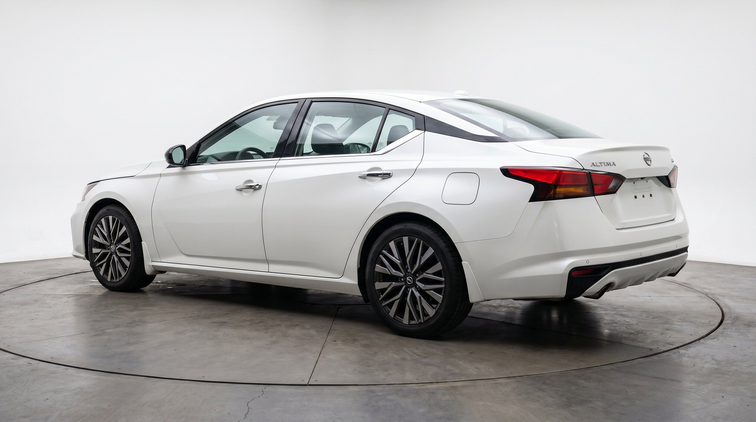 Thumbnail: 2025 Nissan Altima - 6