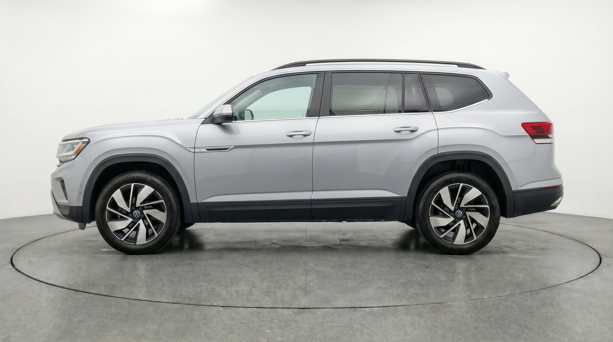 Thumbnail: 2026 Volkswagen Atlas - 5
