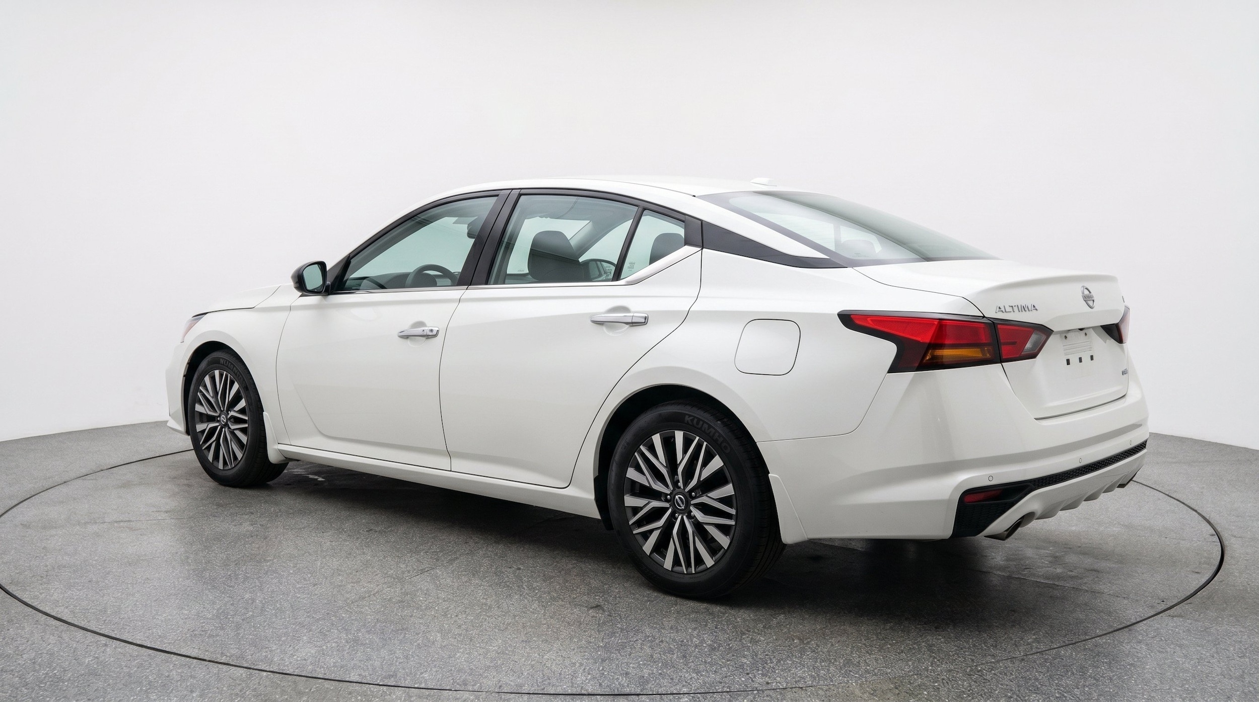 Thumbnail: 2025 Nissan Altima - 6