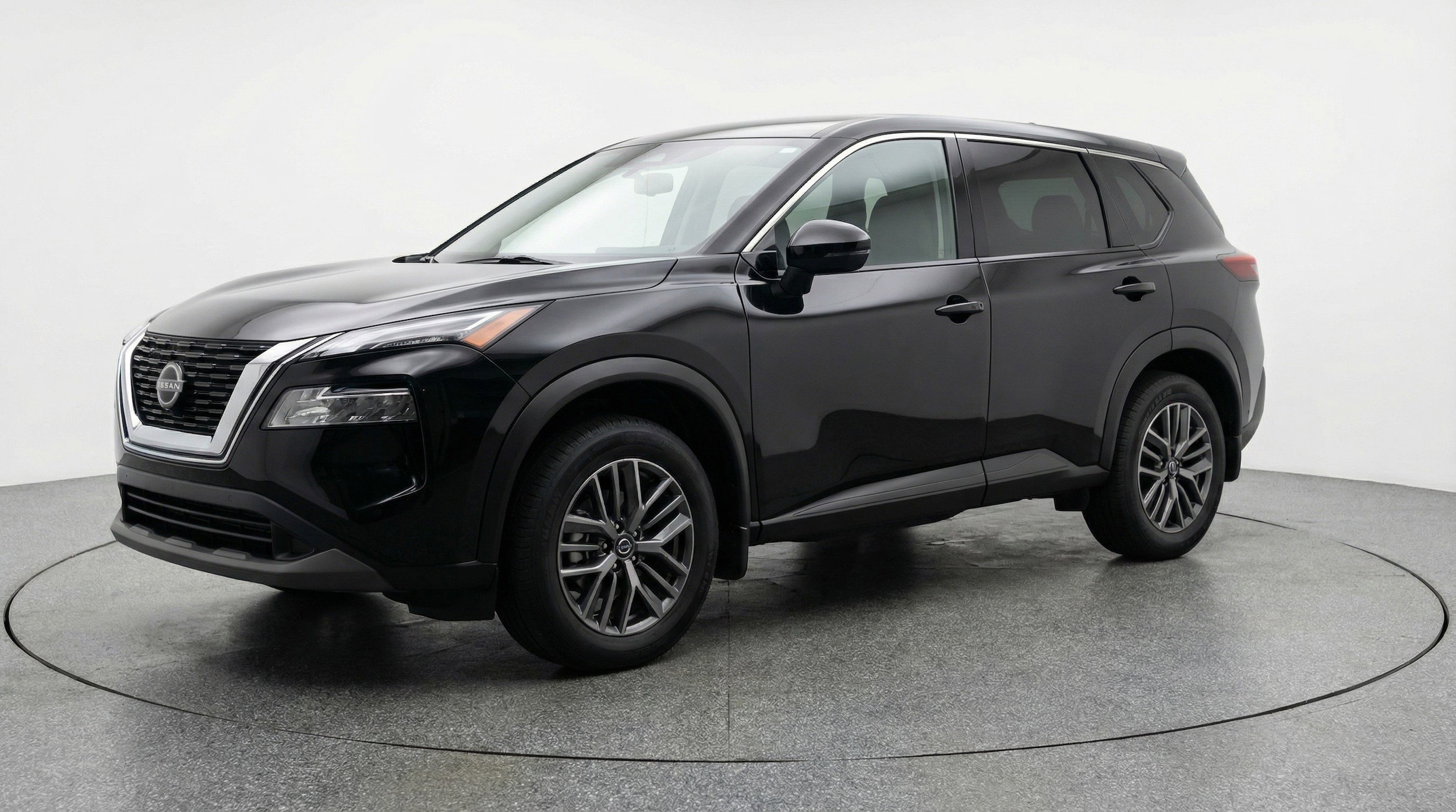 Thumbnail: 2023 Nissan Rogue - 3