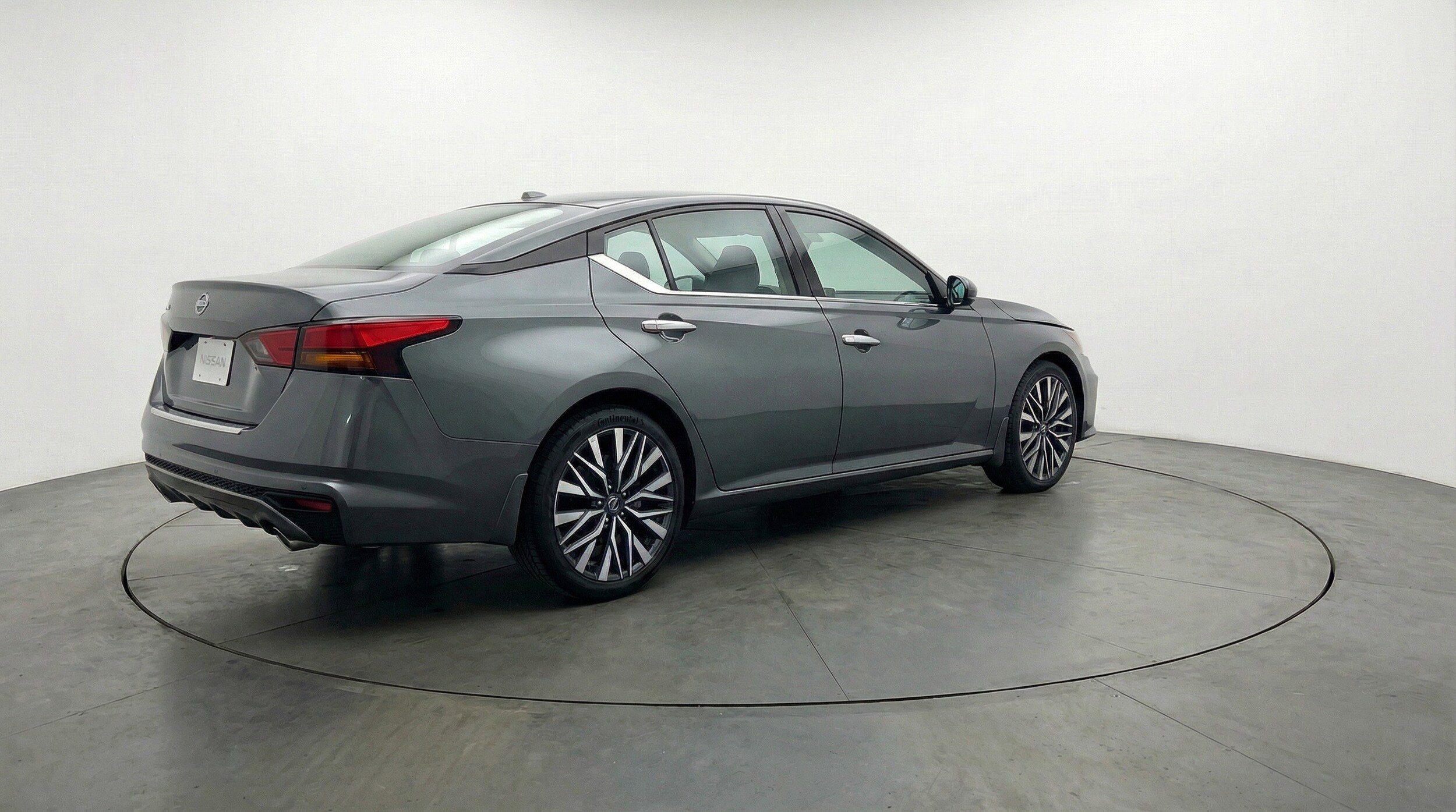 Thumbnail: 2025 Nissan Altima - 9