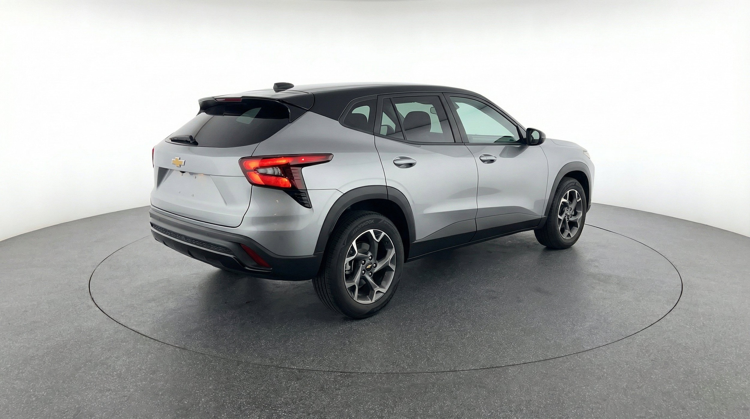 Thumbnail: 2025 Chevrolet Trax - 9
