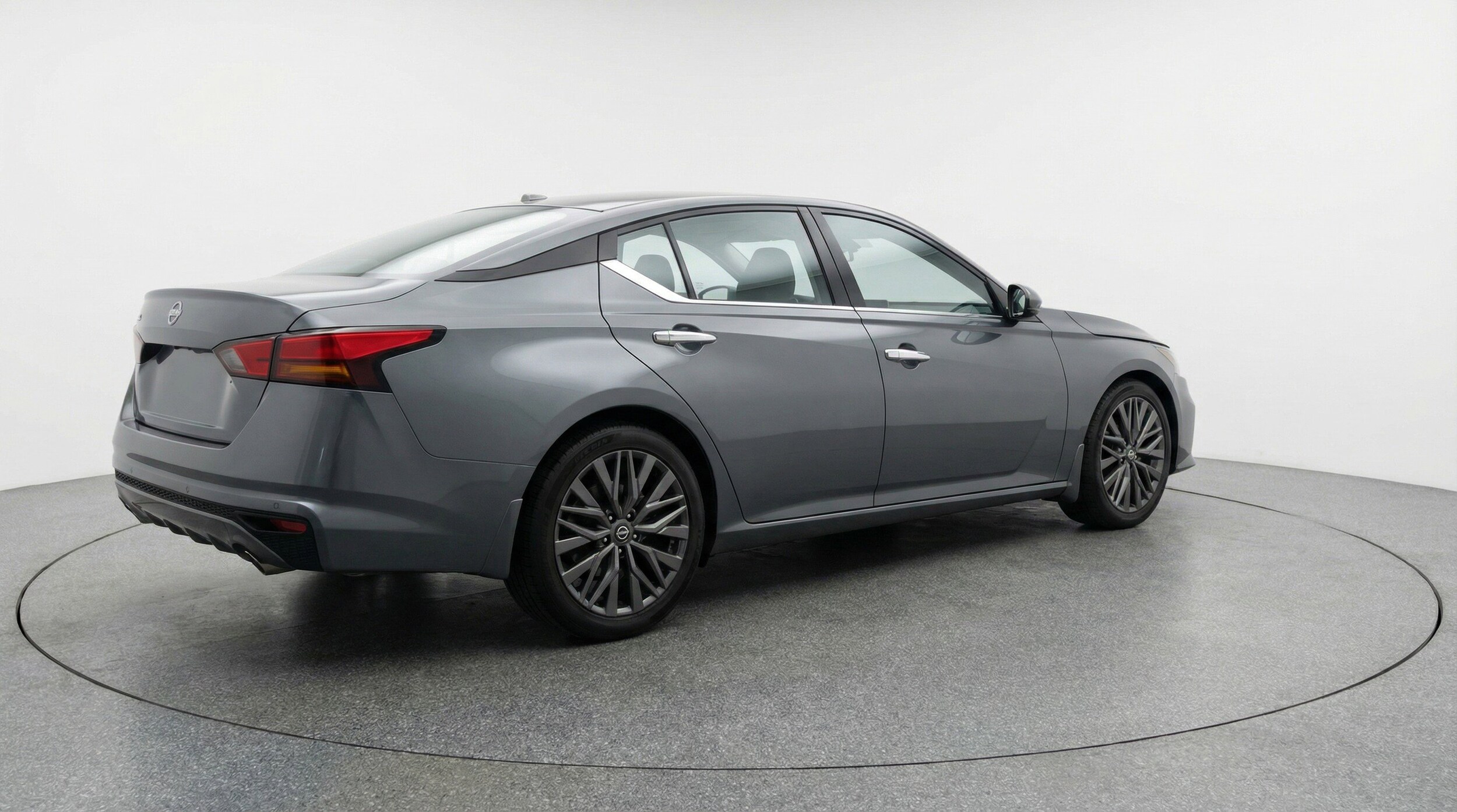 Thumbnail: 2025 Nissan Altima - 9