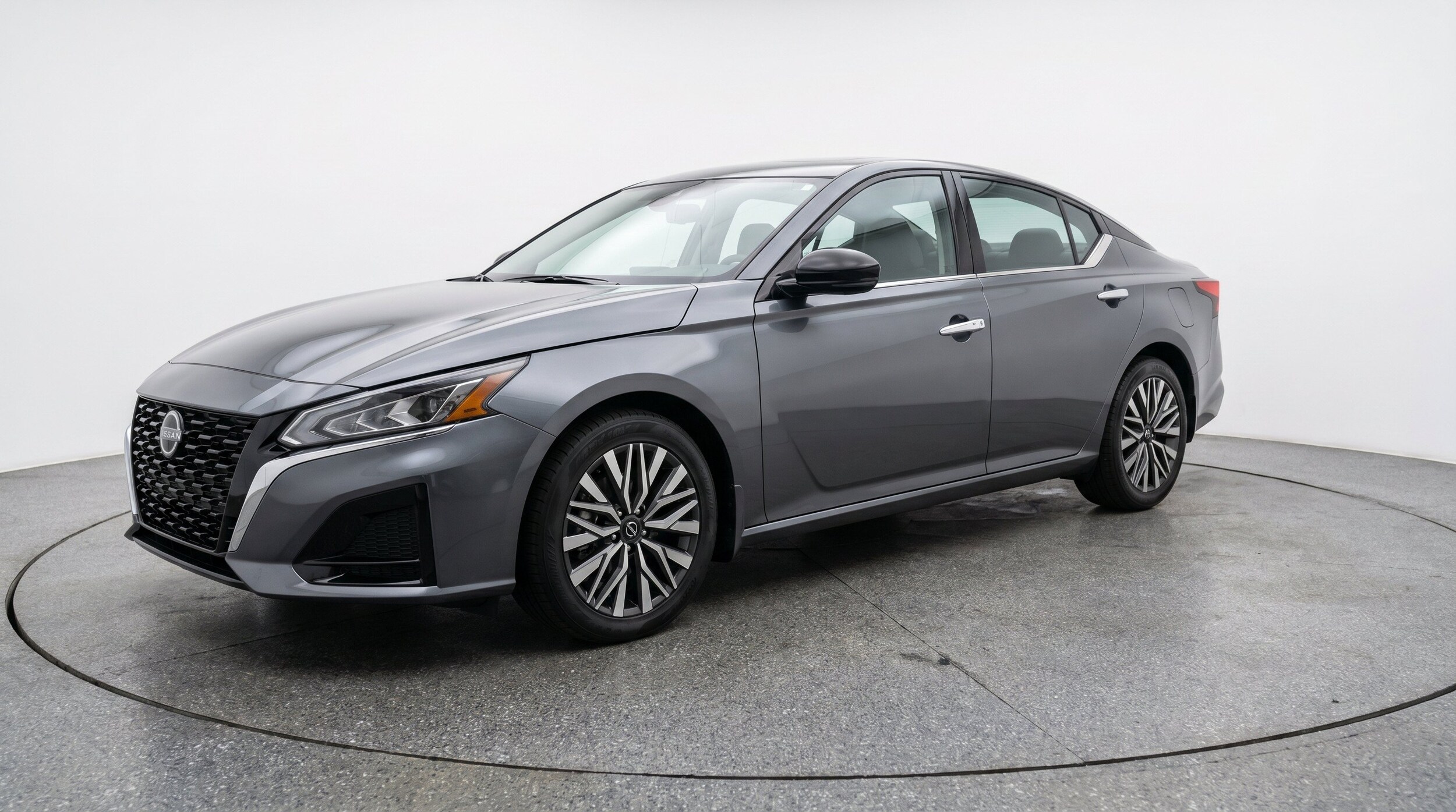 Thumbnail: 2025 Nissan Altima - 3
