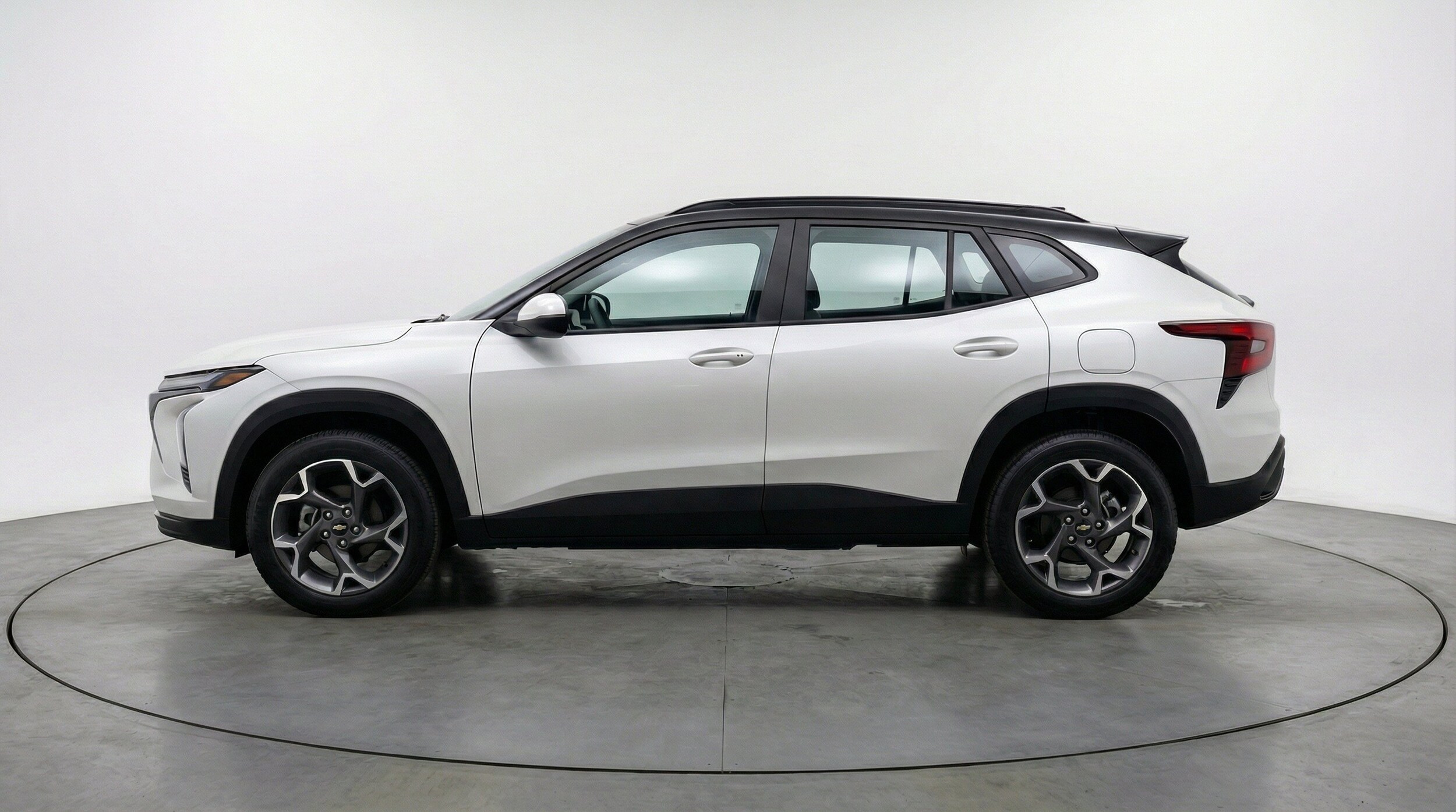 Thumbnail: 2025 Chevrolet Trax - 5