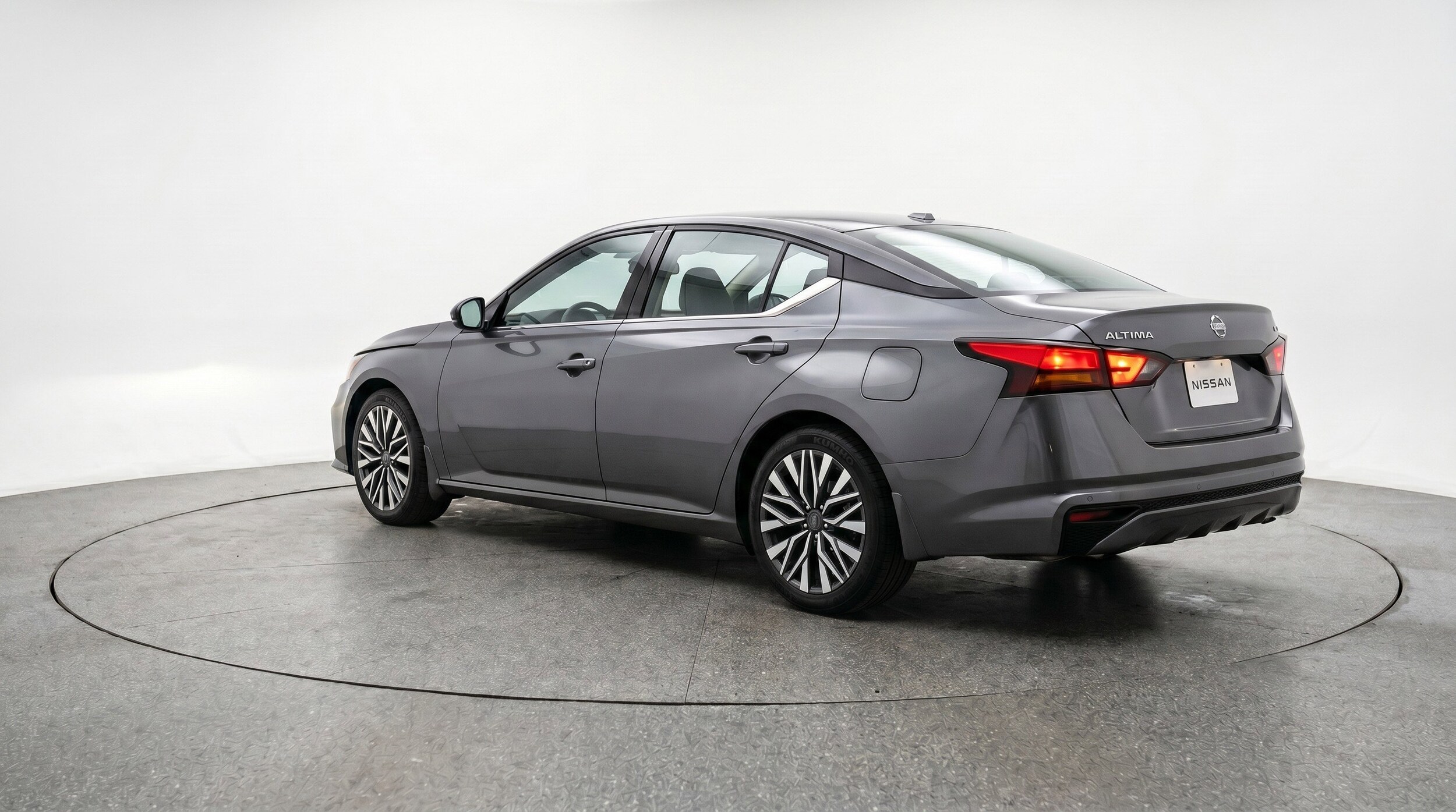 Thumbnail: 2025 Nissan Altima - 6