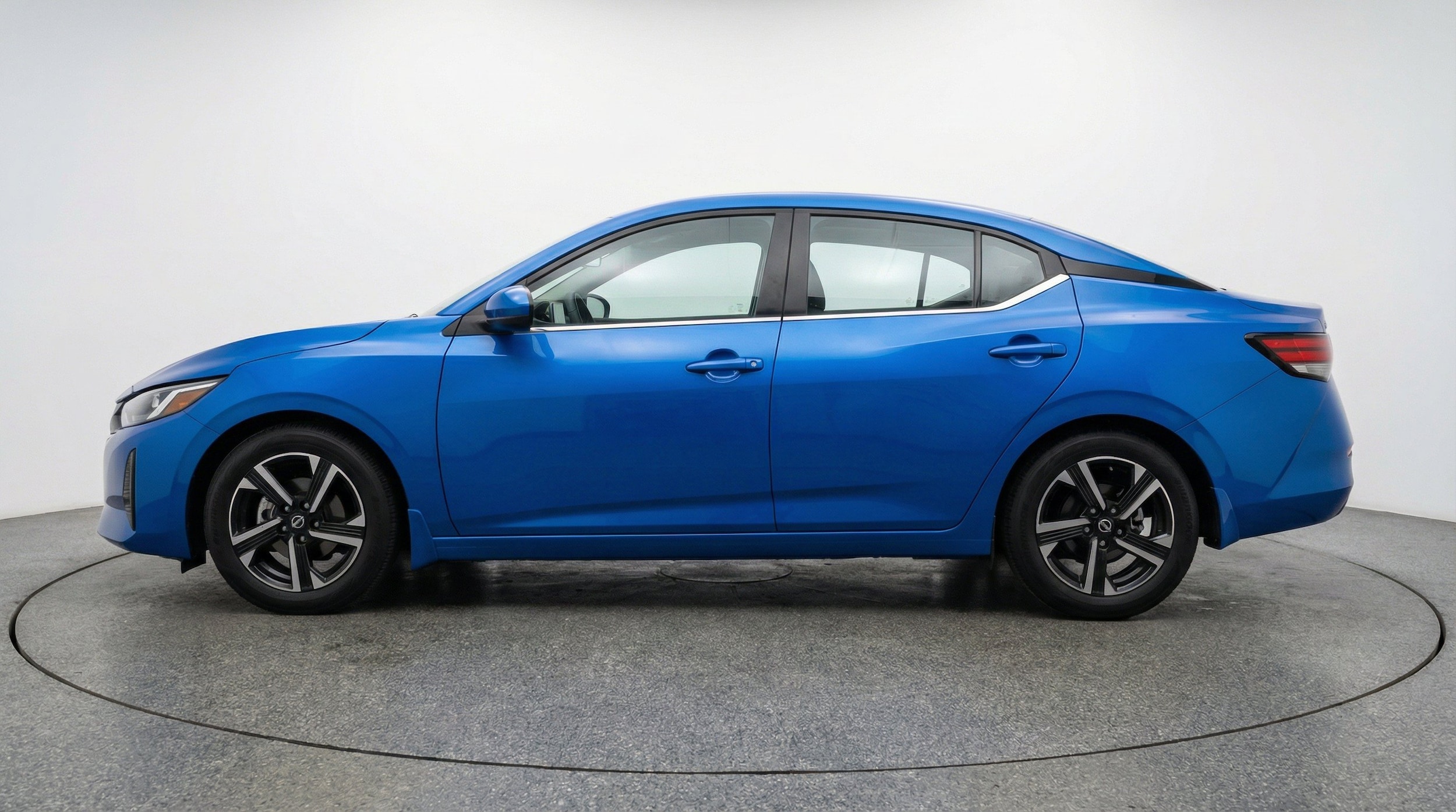 Thumbnail: 2025 Nissan Sentra - 5
