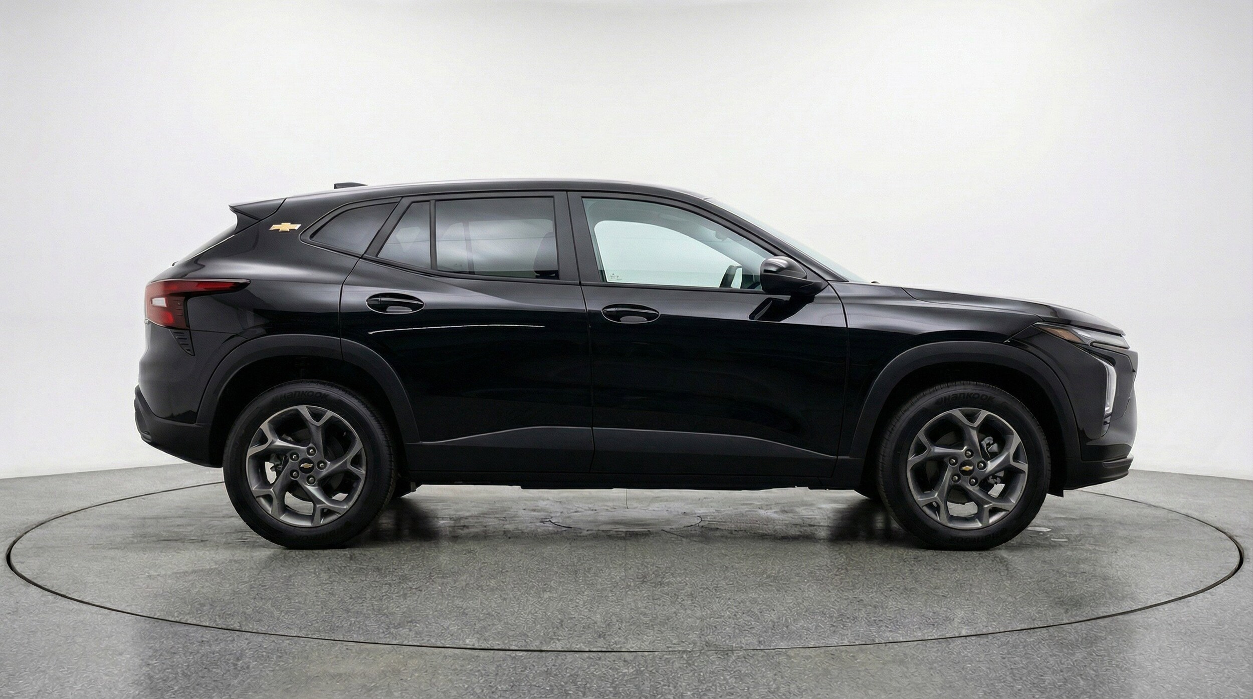 Thumbnail: 2025 Chevrolet Trax - 11