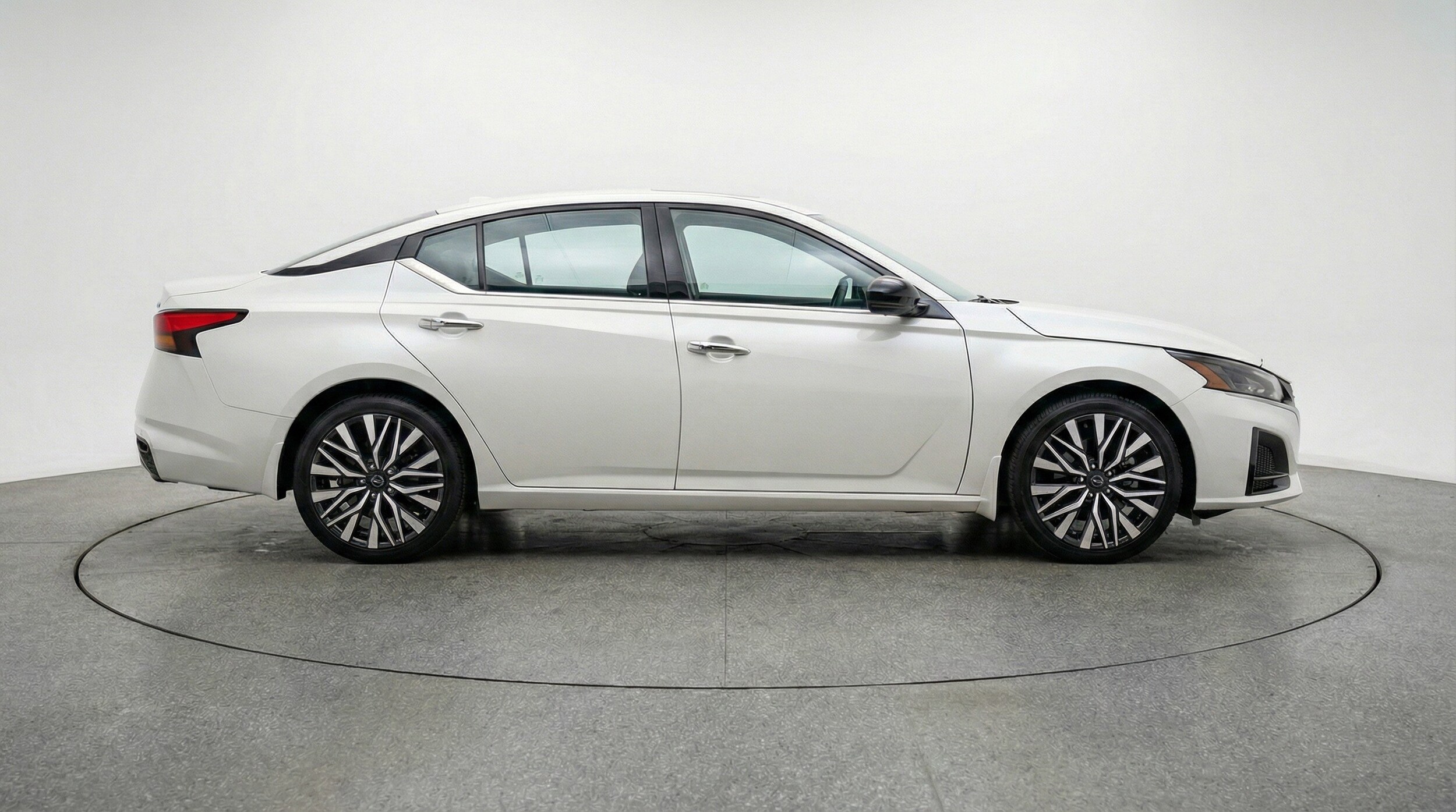 Thumbnail: 2025 Nissan Altima - 11