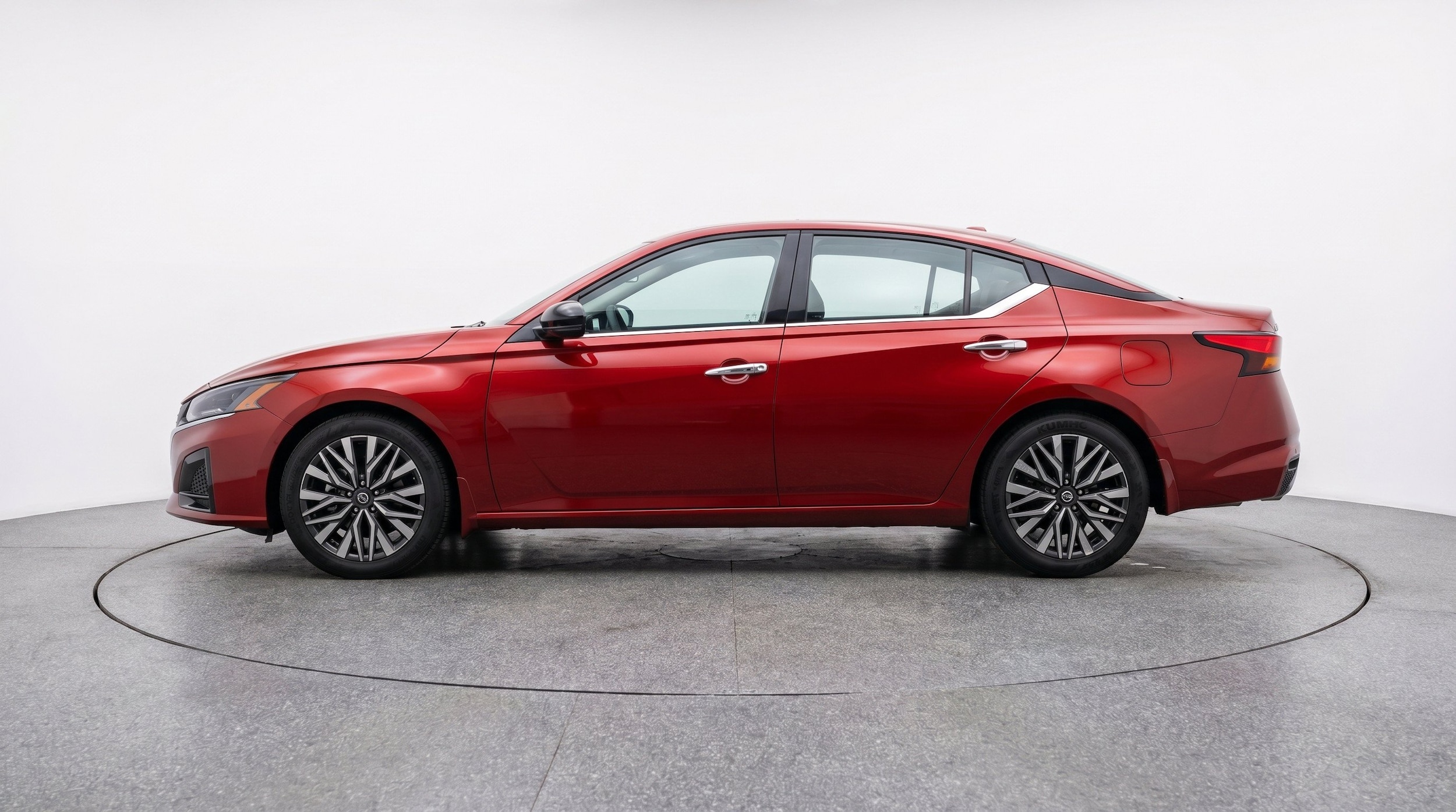 Thumbnail: 2025 Nissan Altima - 5