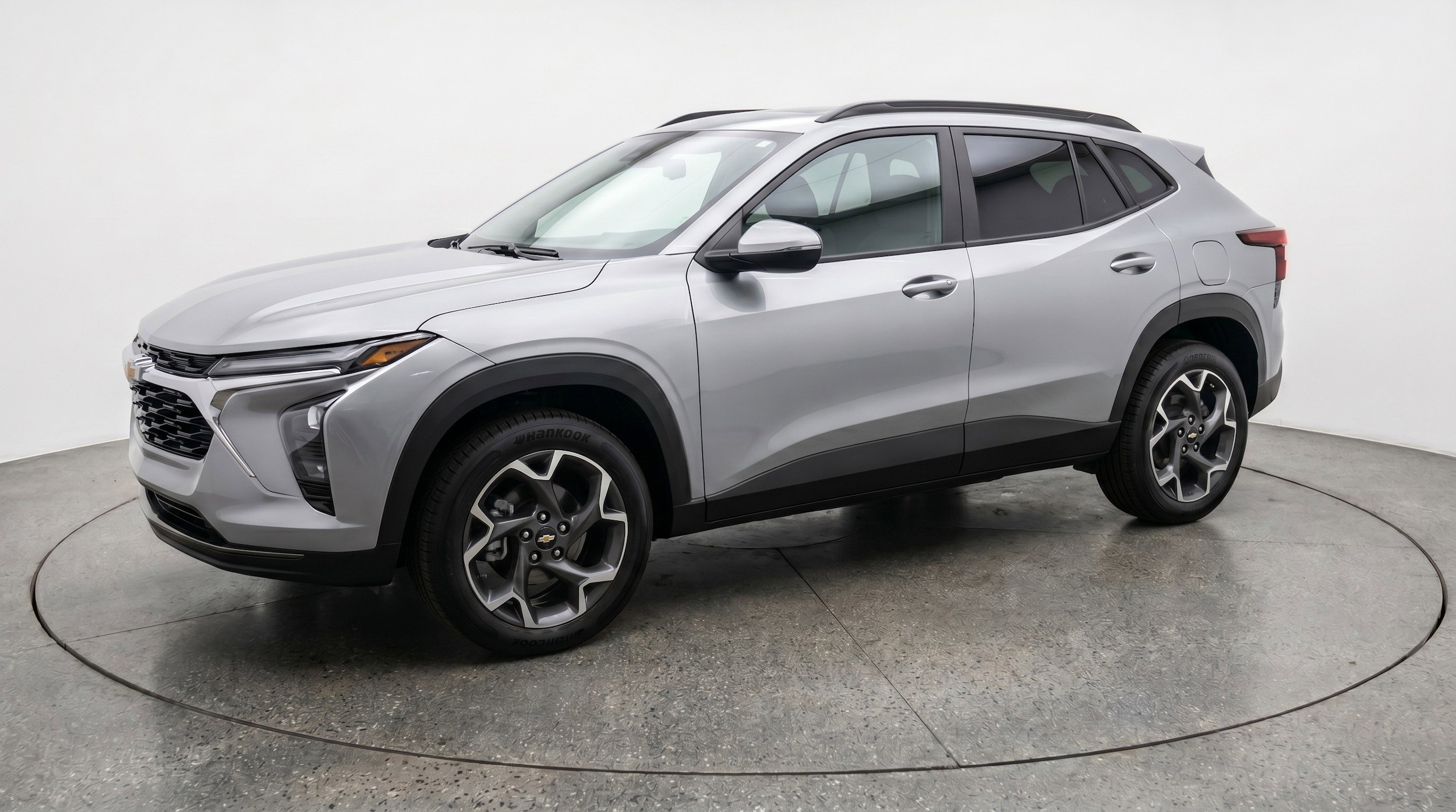 Thumbnail: 2025 Chevrolet Trax - 3