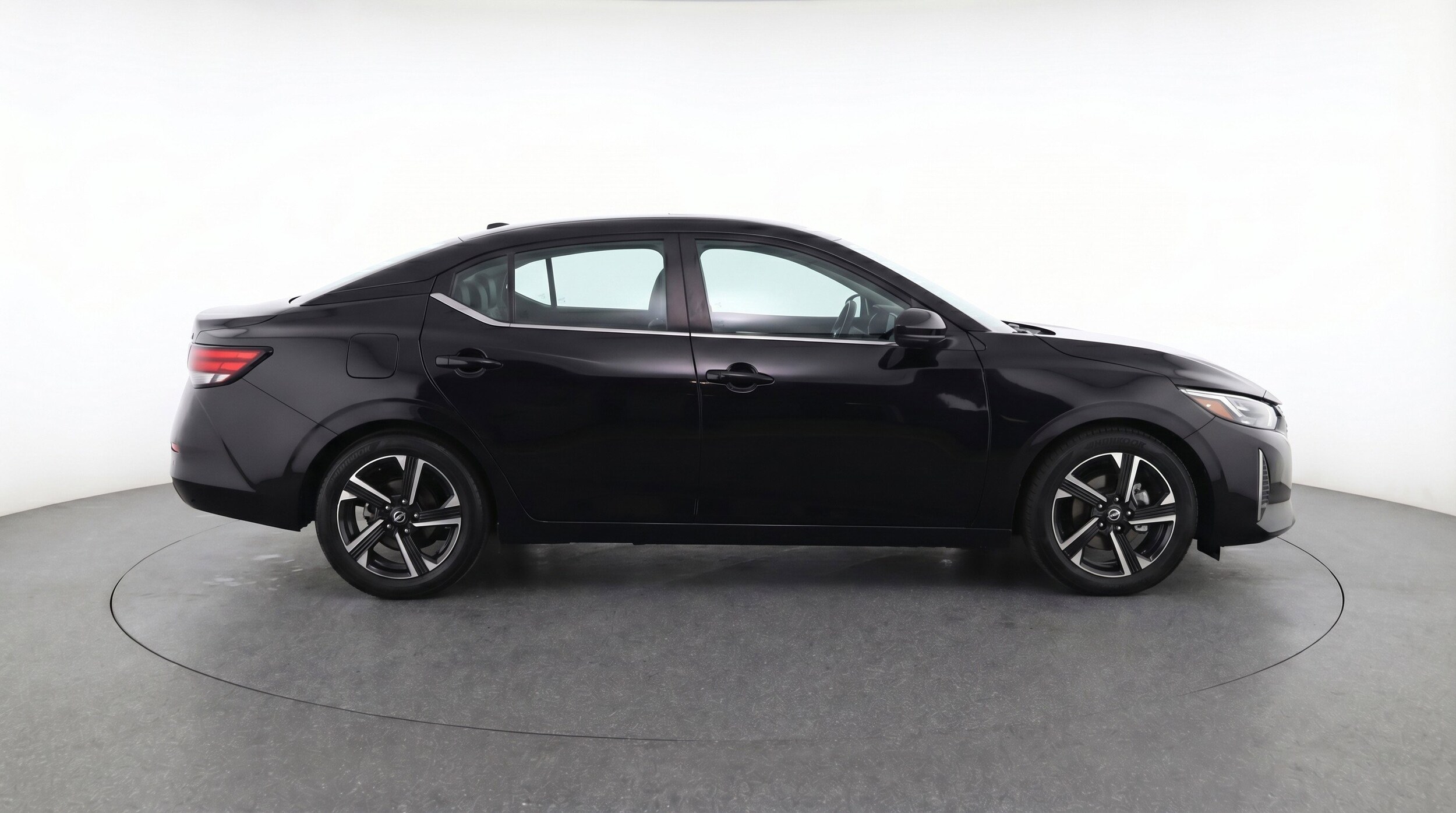 Thumbnail: 2025 Nissan Sentra - 11