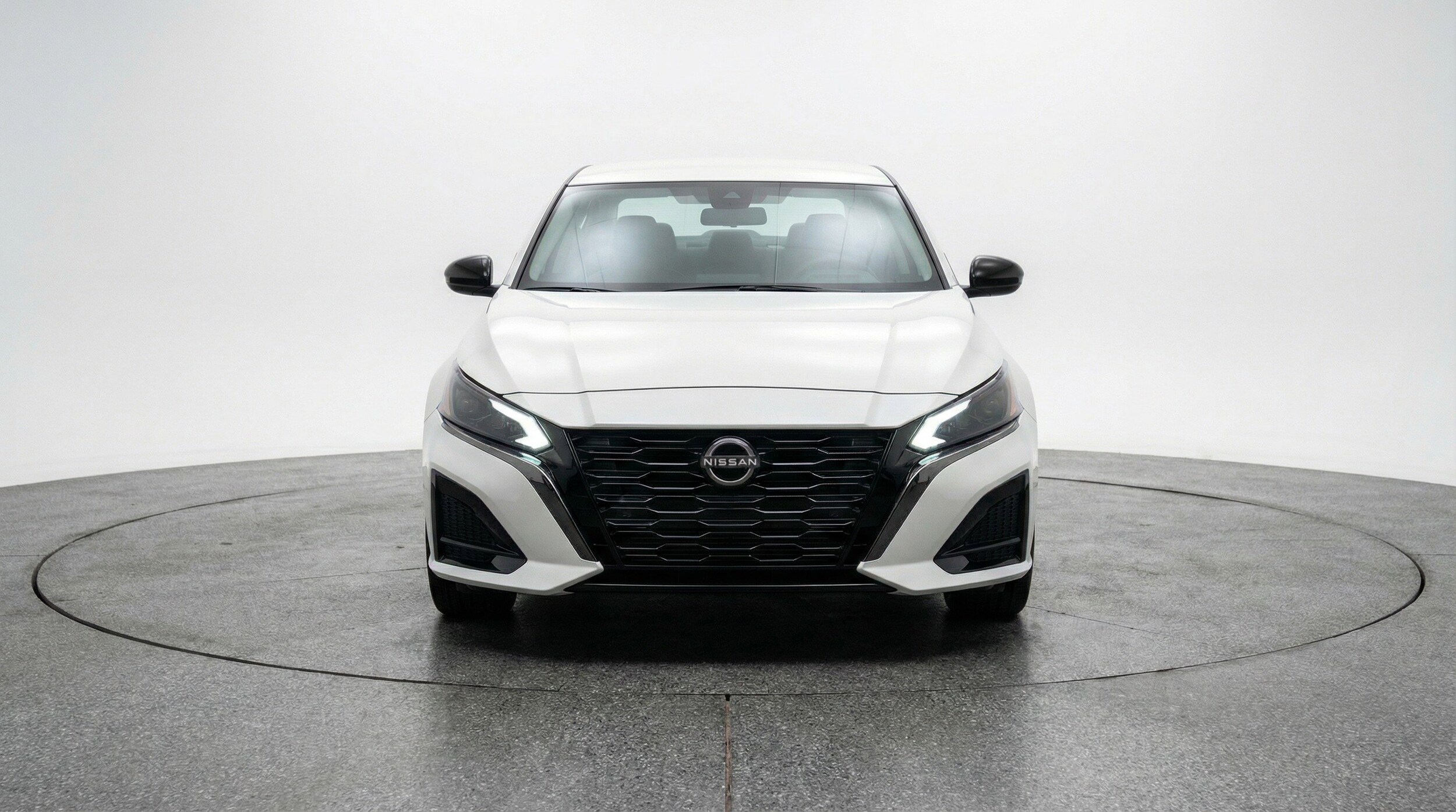 Thumbnail: 2025 Nissan Altima - 2