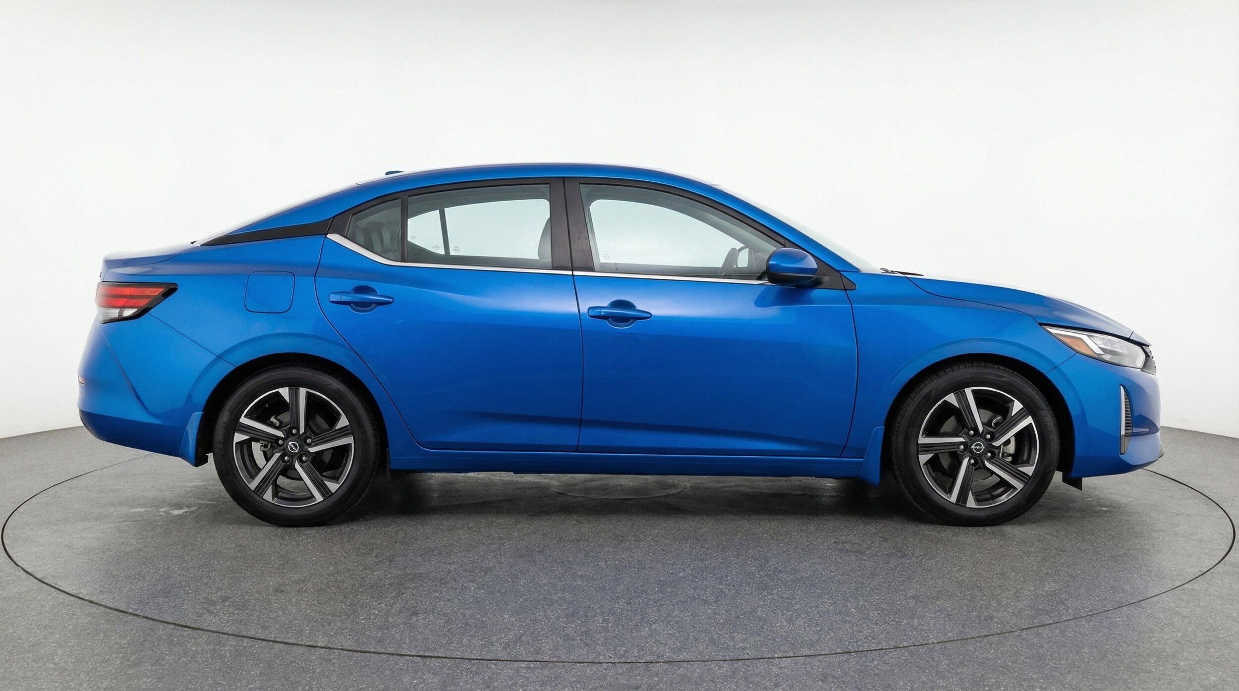 Thumbnail: 2025 Nissan Sentra - 11