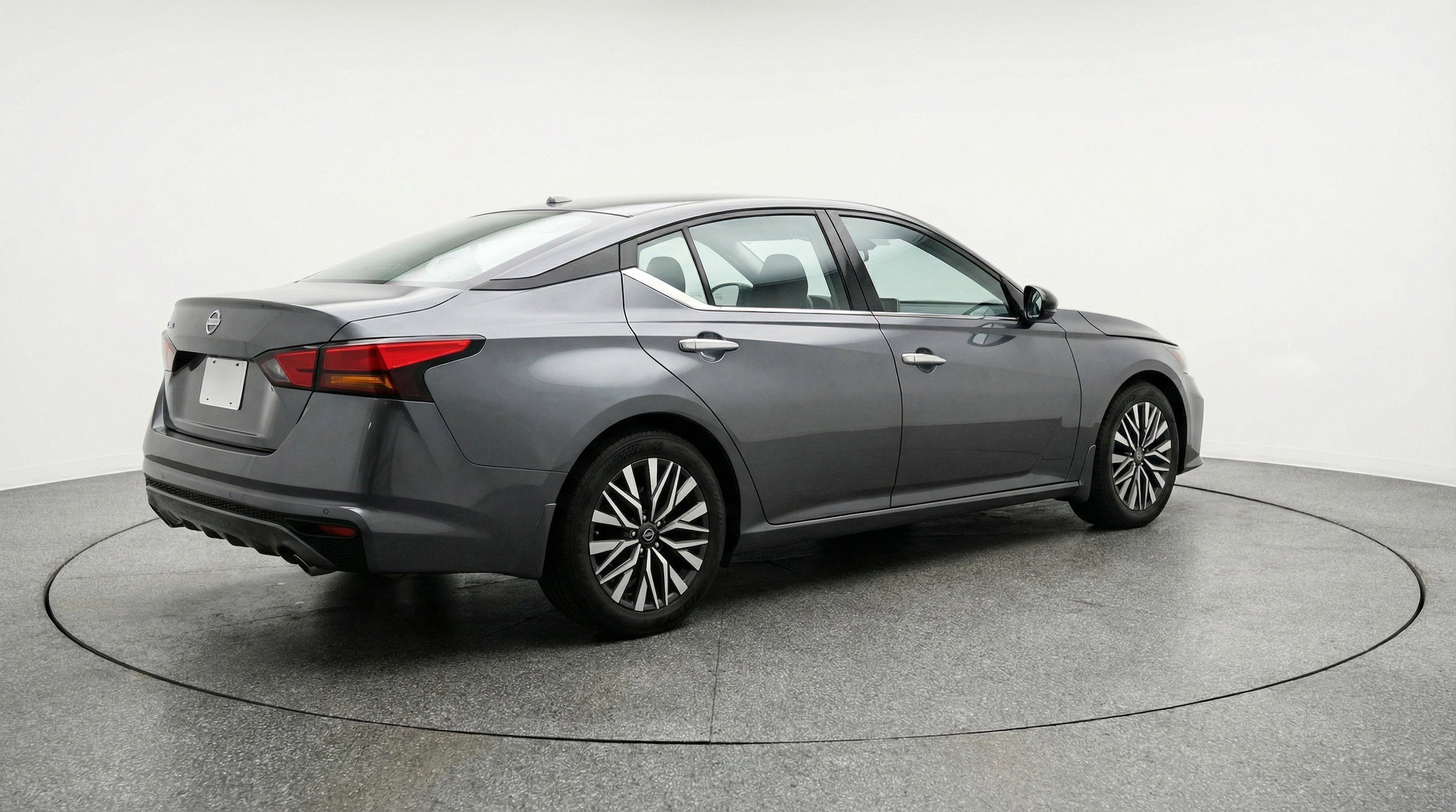 Thumbnail: 2025 Nissan Altima - 9