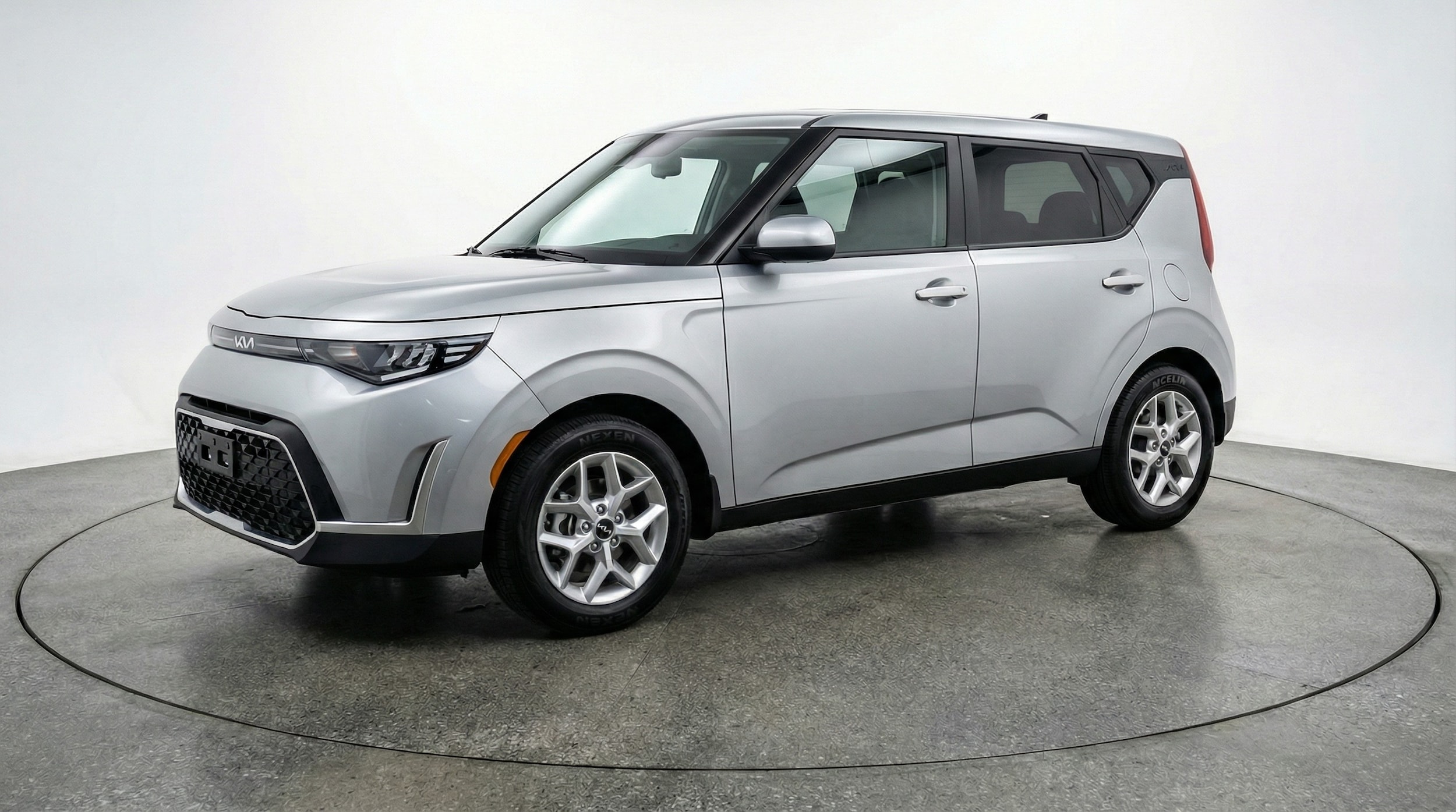 Thumbnail: 2025 Kia Soul - 3