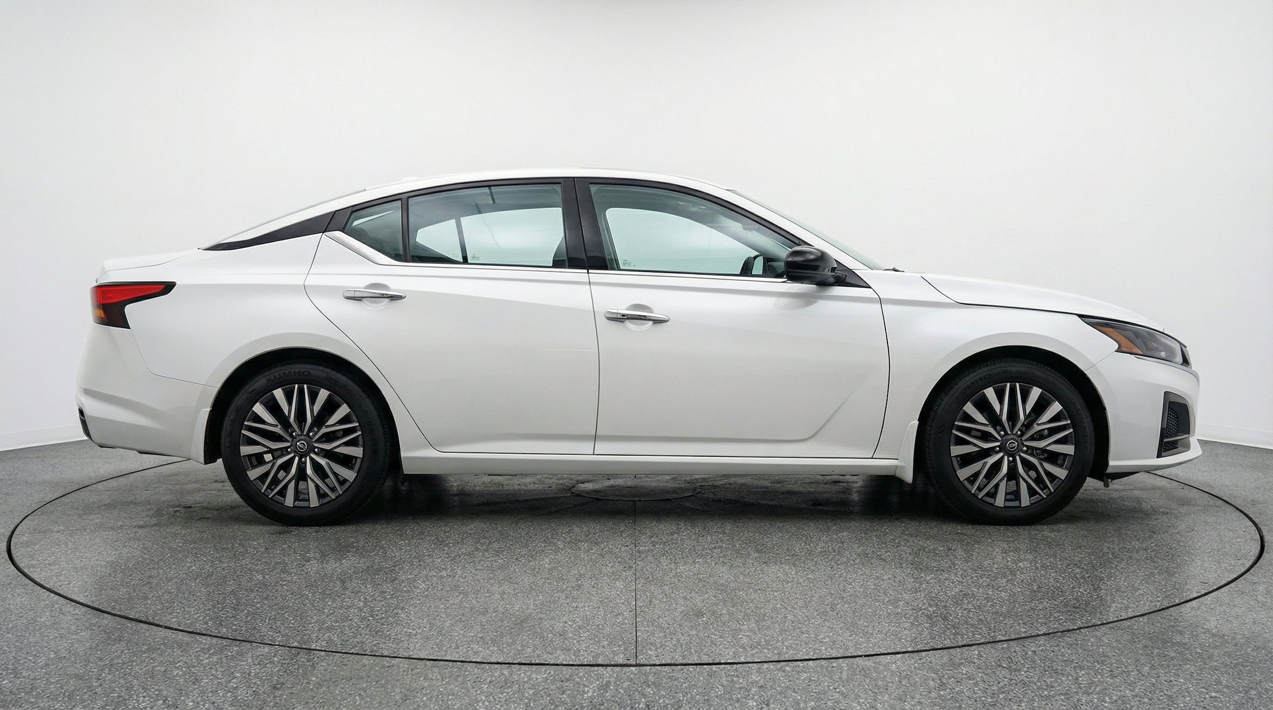 Thumbnail: 2025 Nissan Altima - 11