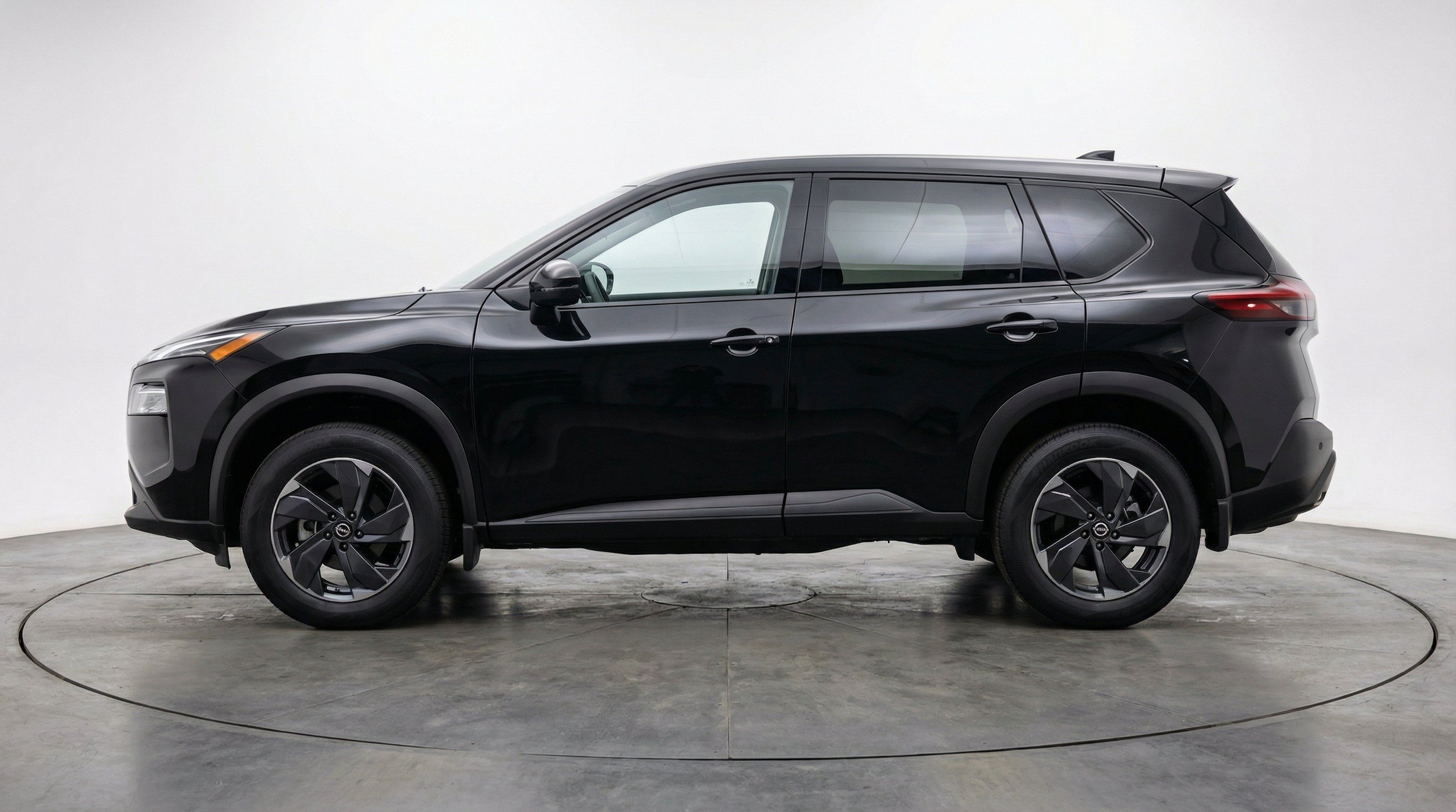 Thumbnail: 2025 Nissan Rogue - 5