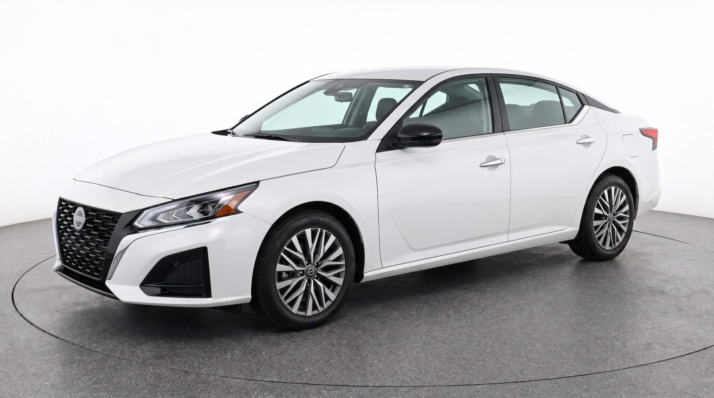 Thumbnail: 2025 Nissan Altima - 3
