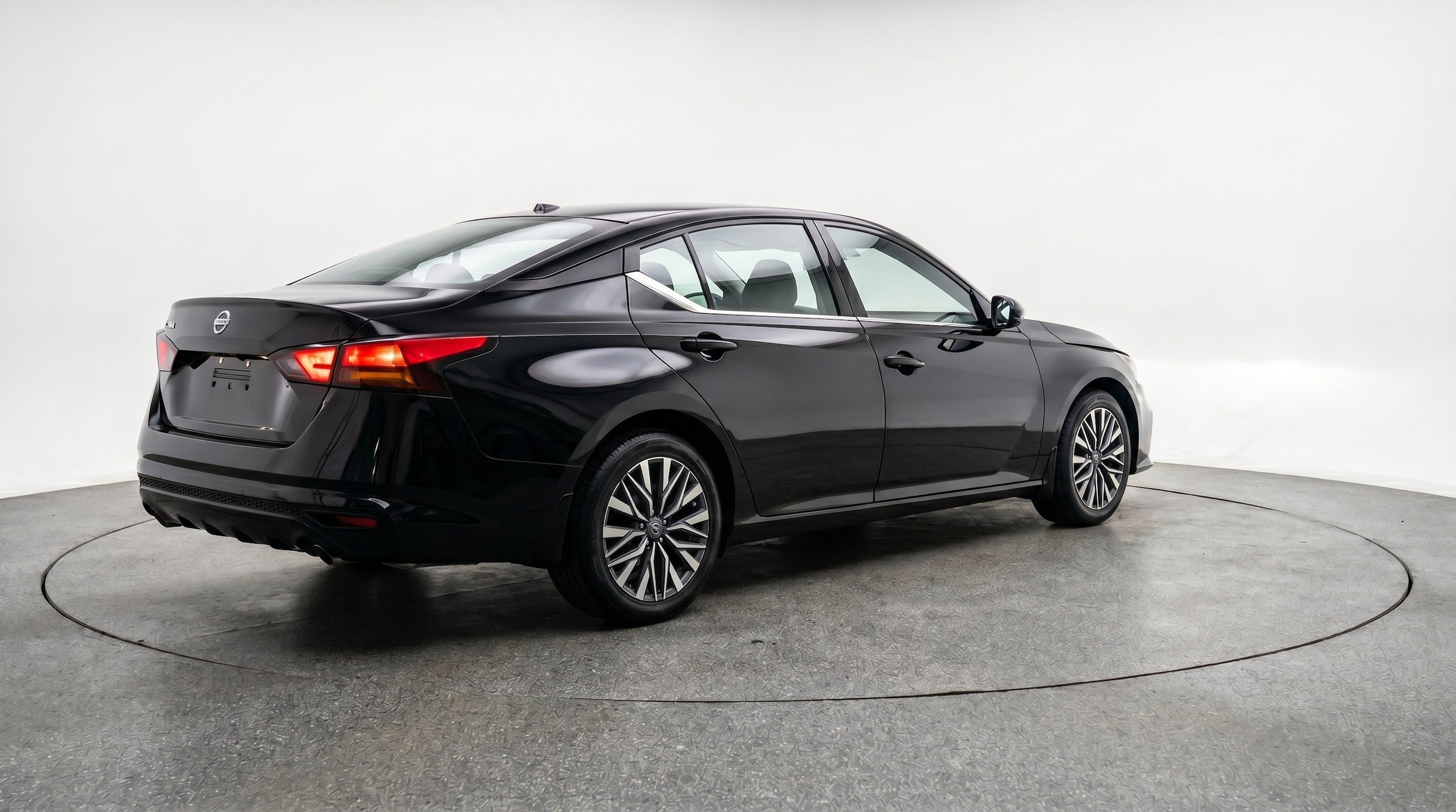 Thumbnail: 2026 Nissan Altima - 9