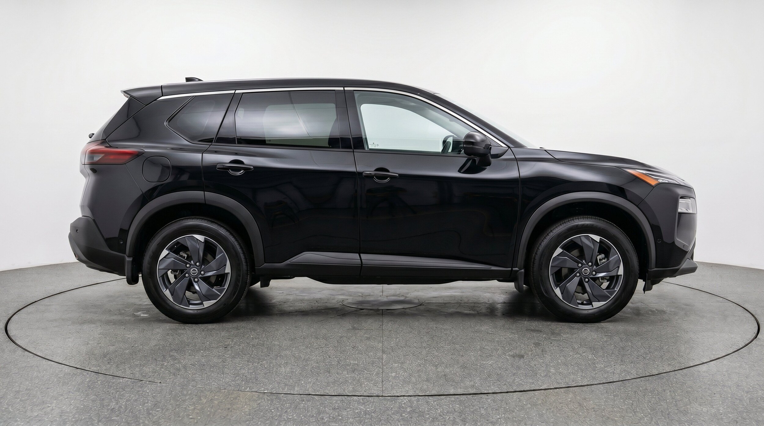 Thumbnail: 2025 Nissan Rogue - 10