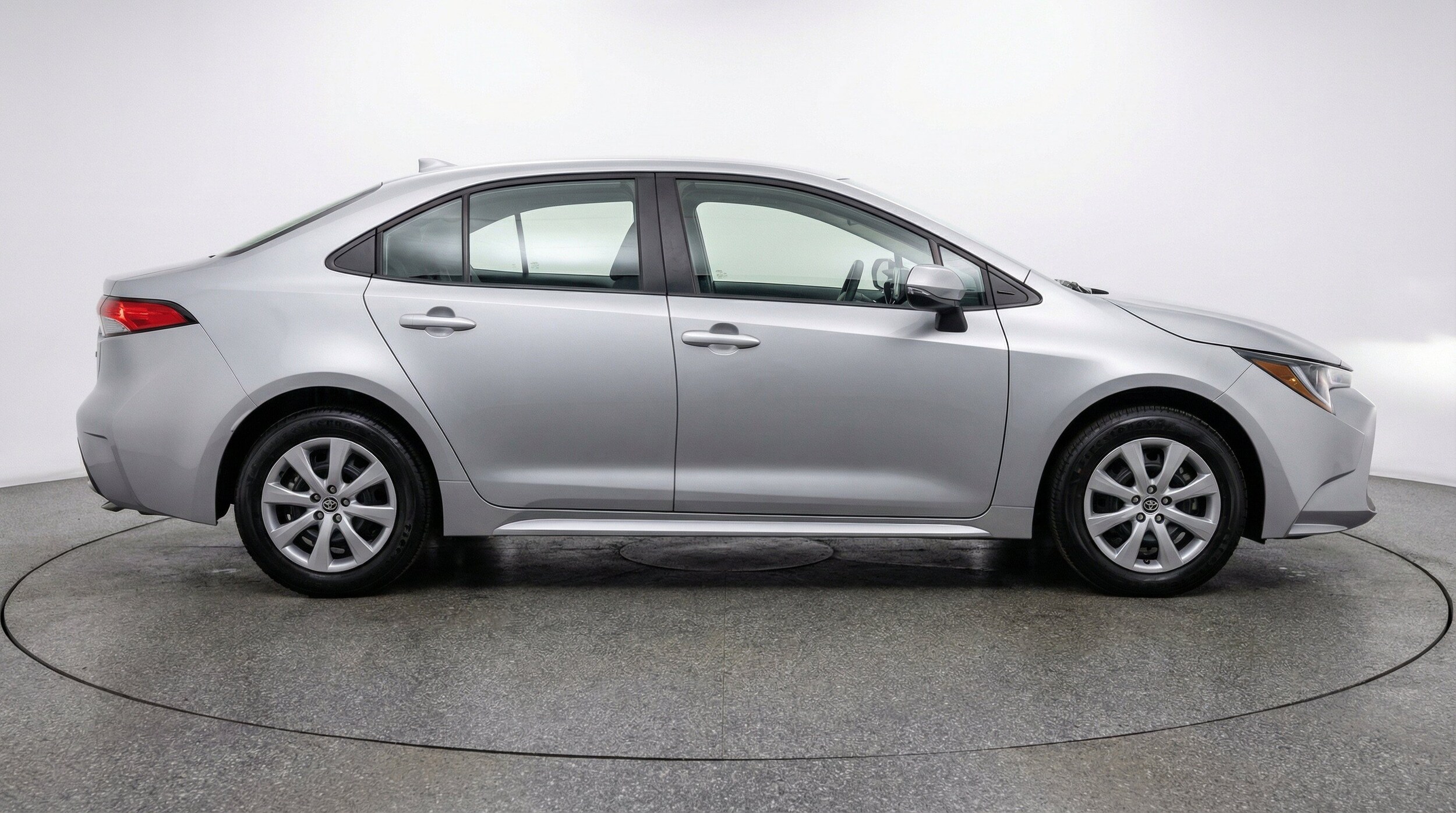 Thumbnail: 2025 Toyota Corolla - 11