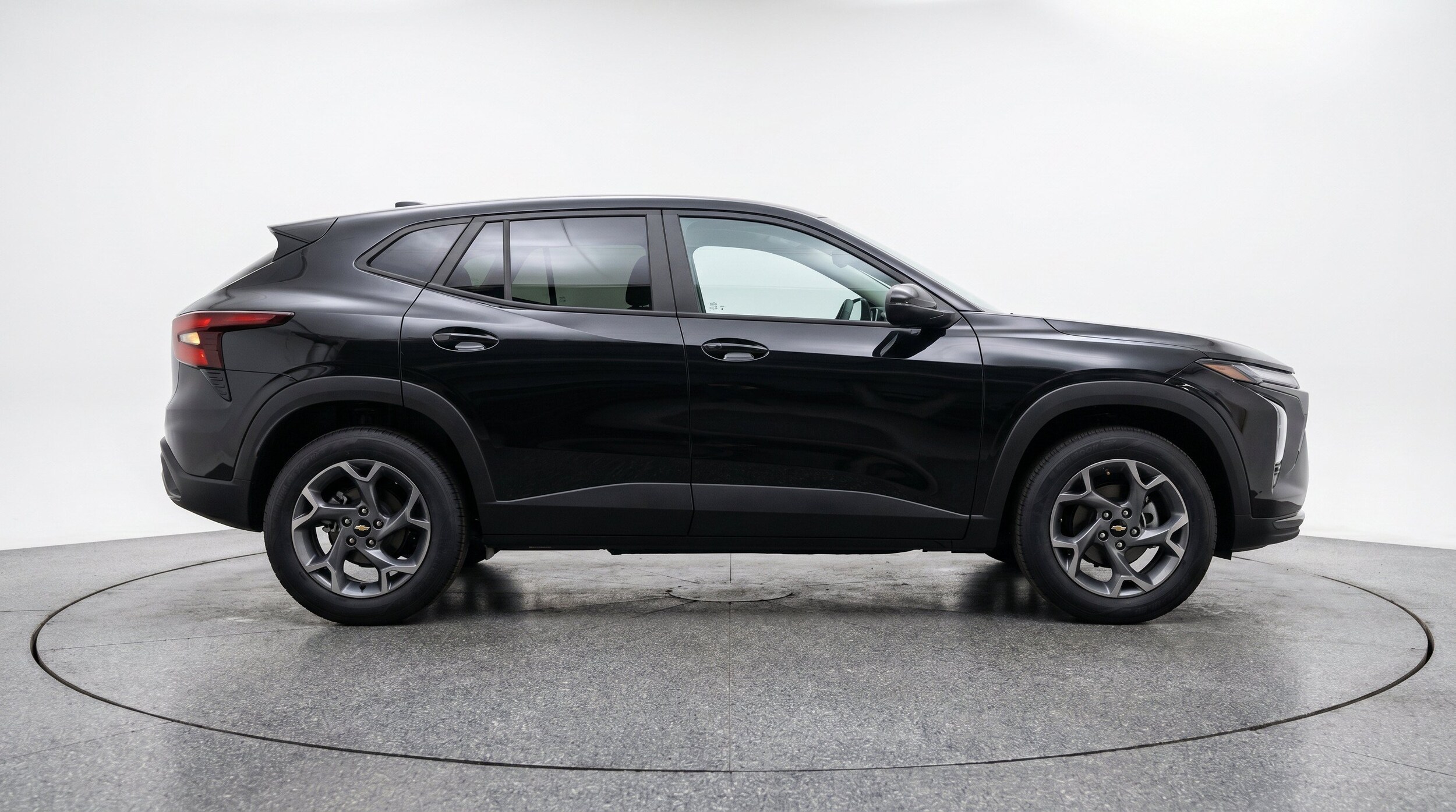 Thumbnail: 2025 Chevrolet Trax - 11