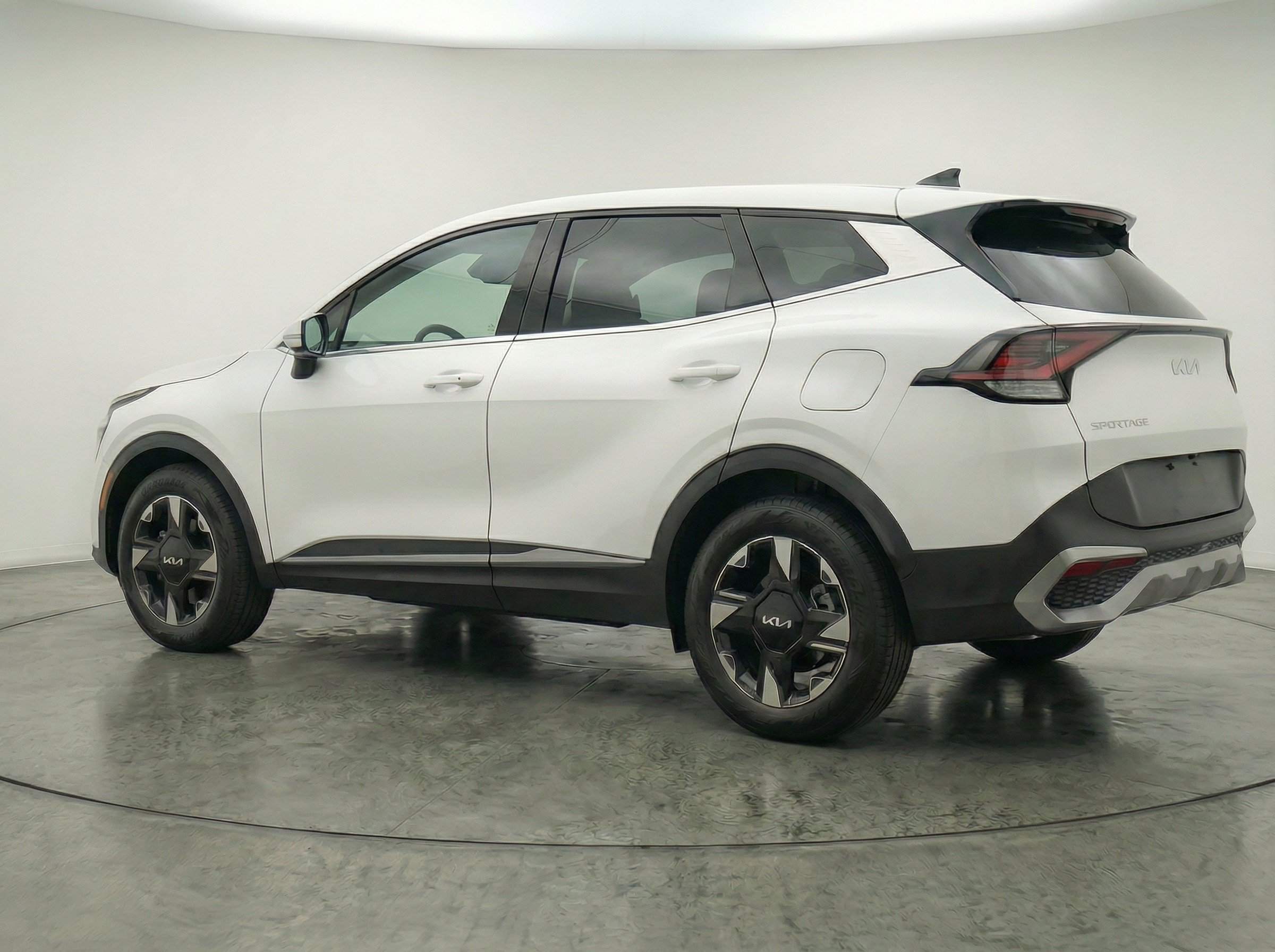 Thumbnail: 2026 Kia Sportage - 6