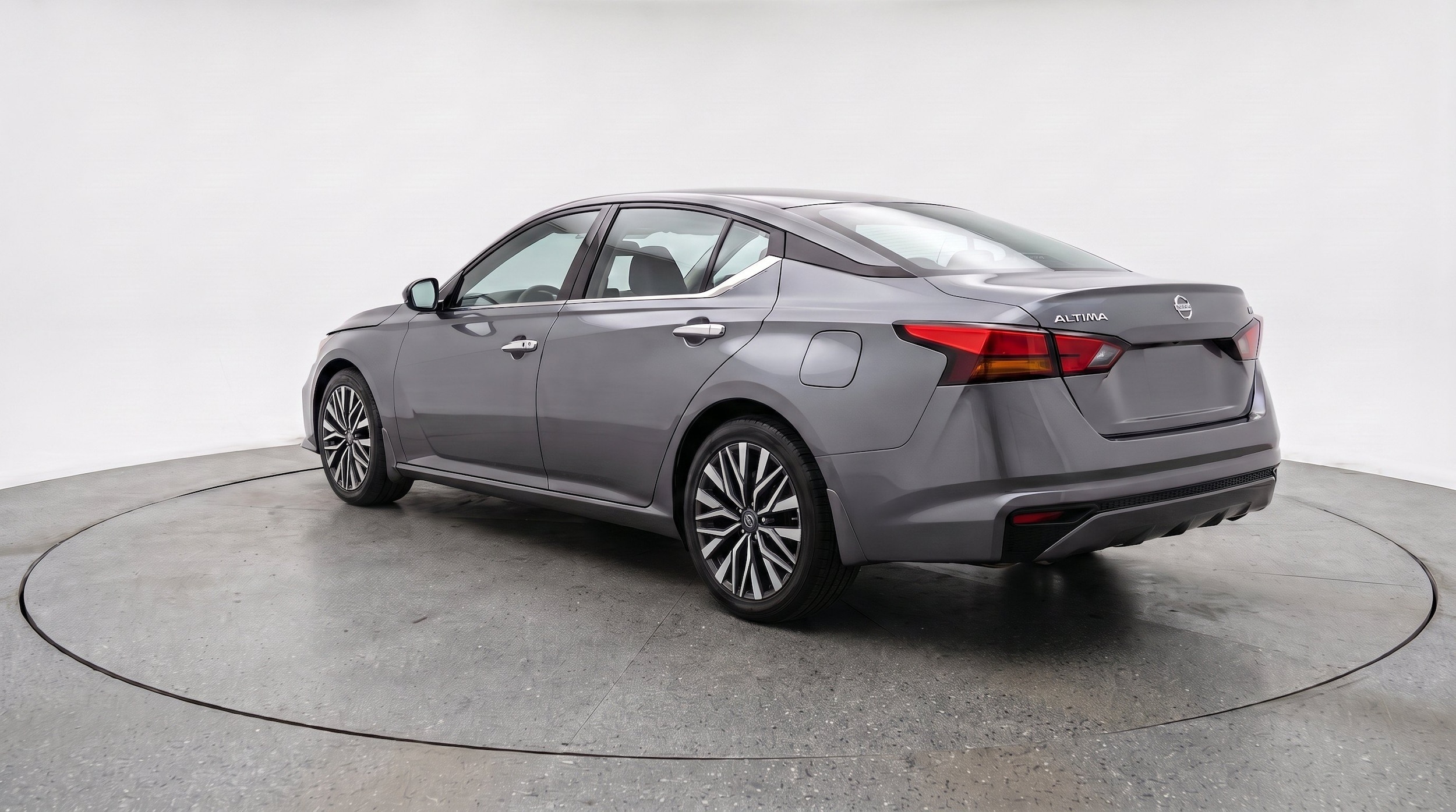Thumbnail: 2025 Nissan Altima - 6