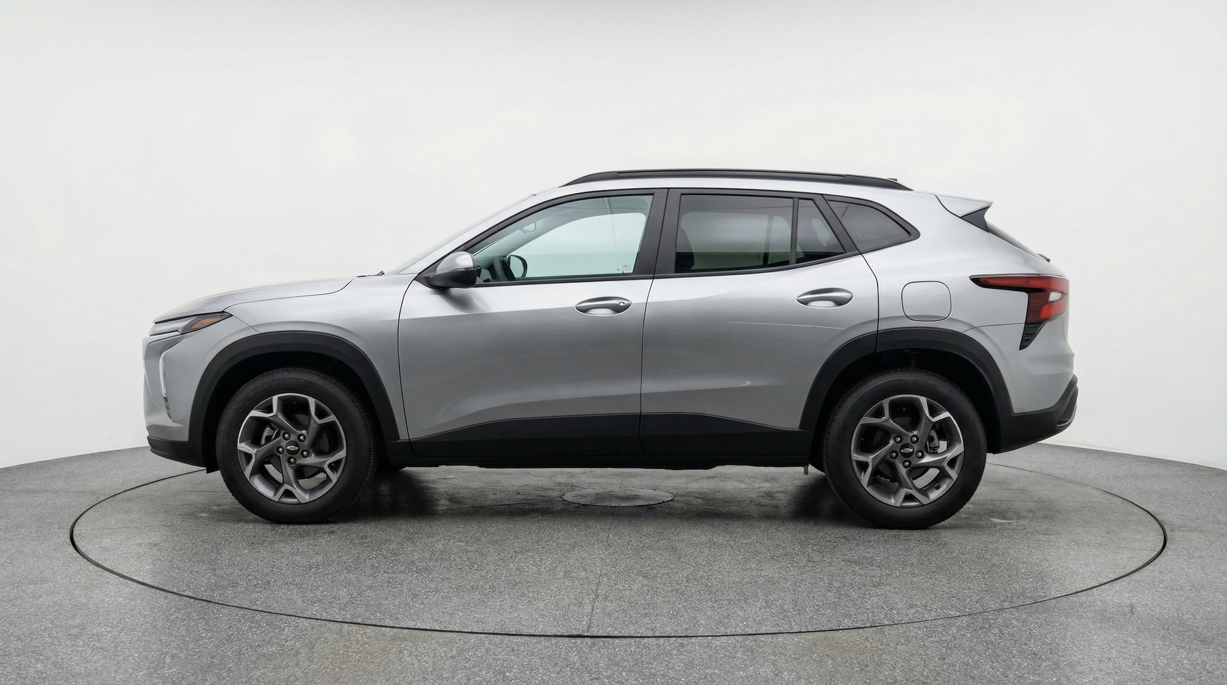 Thumbnail: 2025 Chevrolet Trax - 5