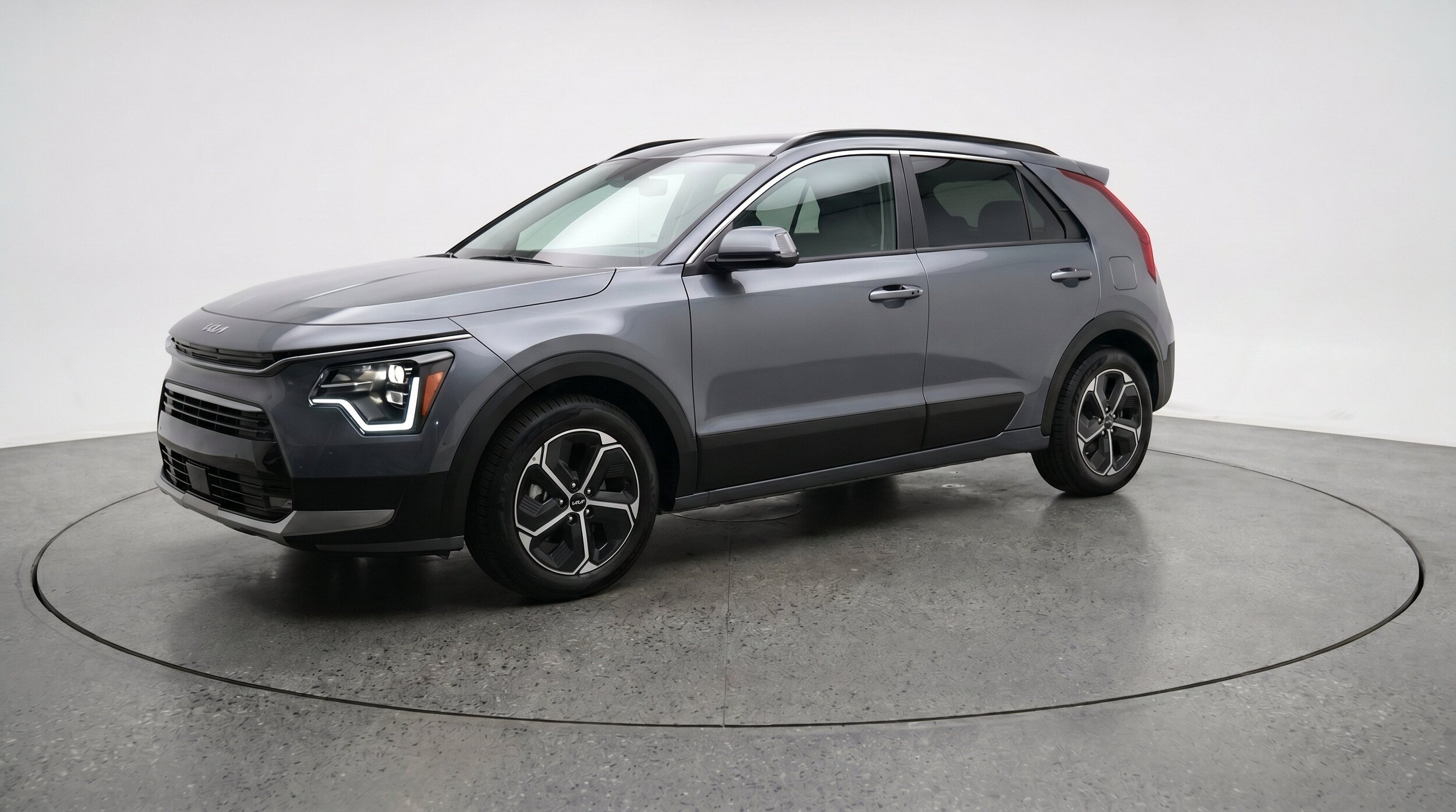 Thumbnail: 2026 Kia Niro - 3