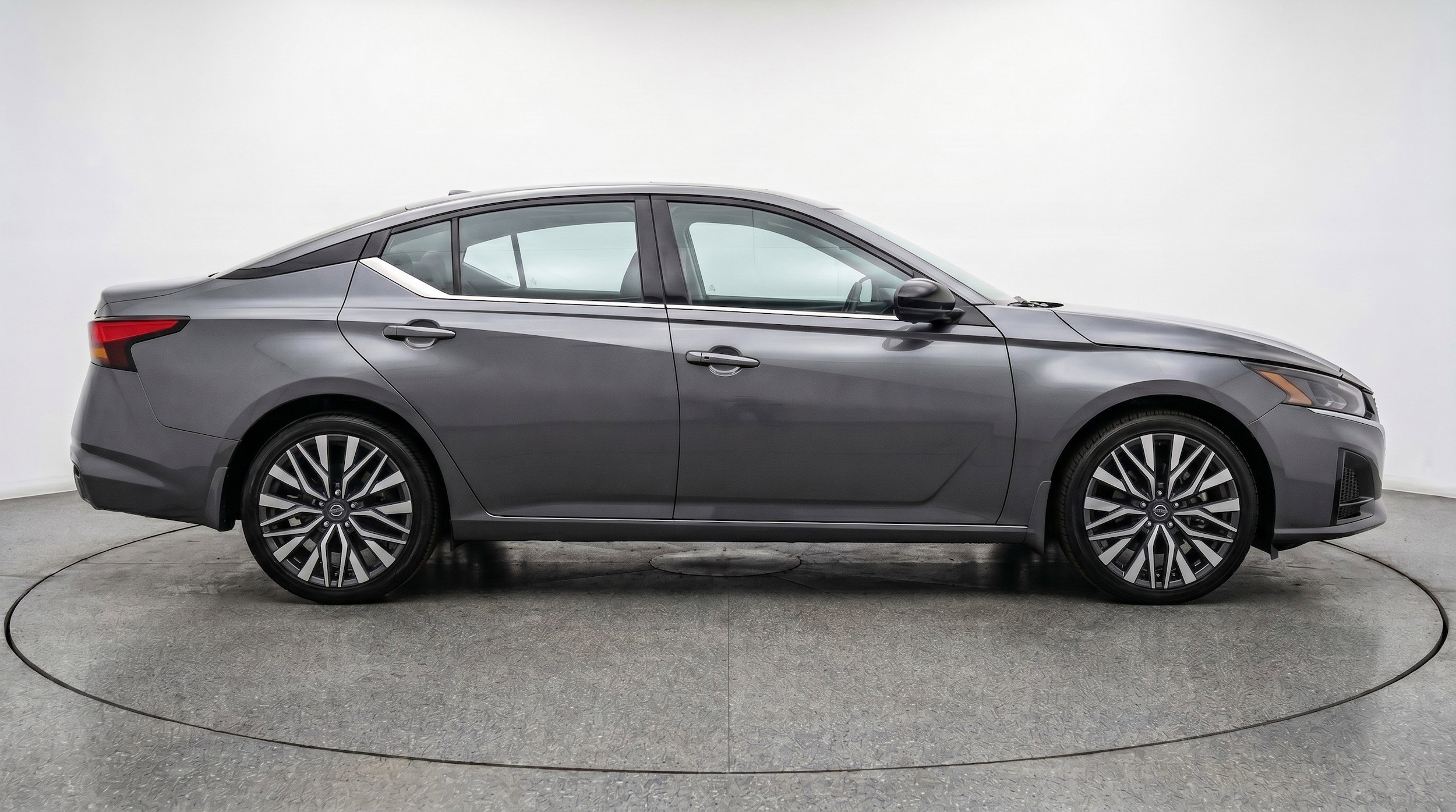 Thumbnail: 2025 Nissan Altima - 11