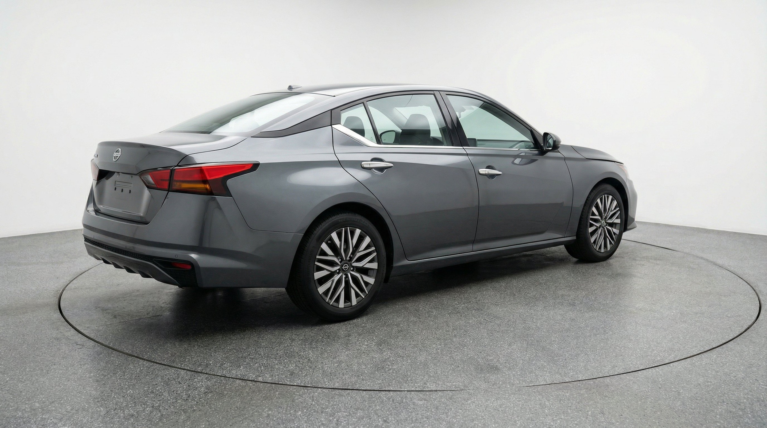 Thumbnail: 2025 Nissan Altima - 9